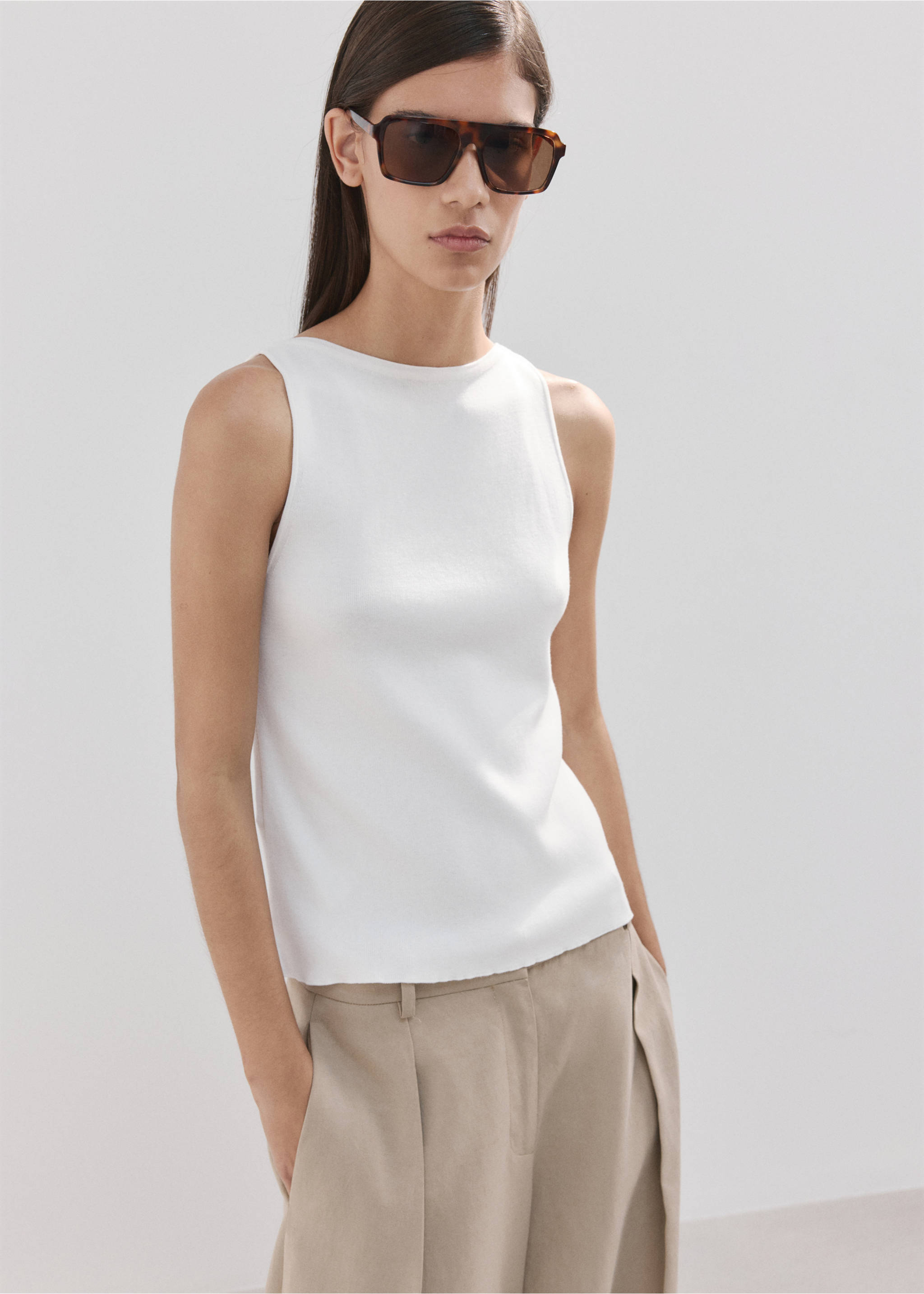 Fine-knit top - Medium plane, Ecru. Ref: 27015821-00.
