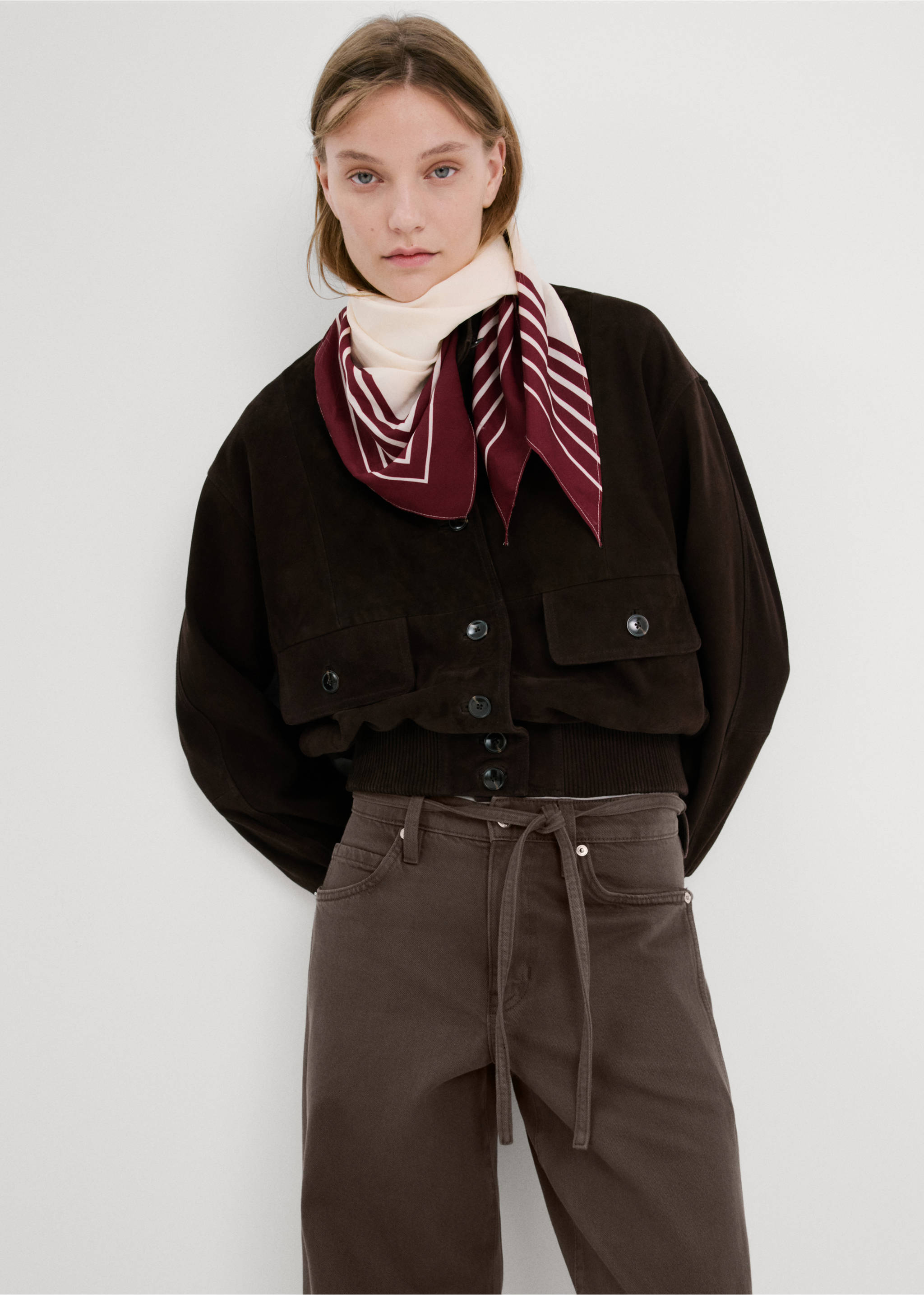 Wide-leg jeans with drawstring - Details of the article 2, Chocolate. Ref: 27015825-00.