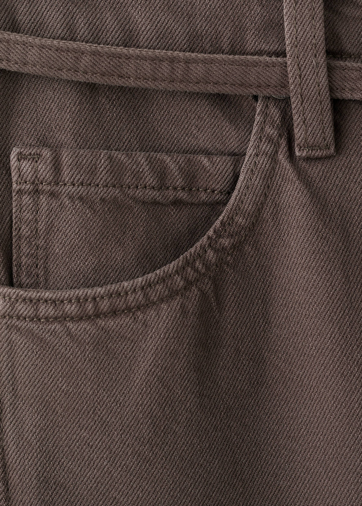 Wide leg jeans with belt — Chocolate