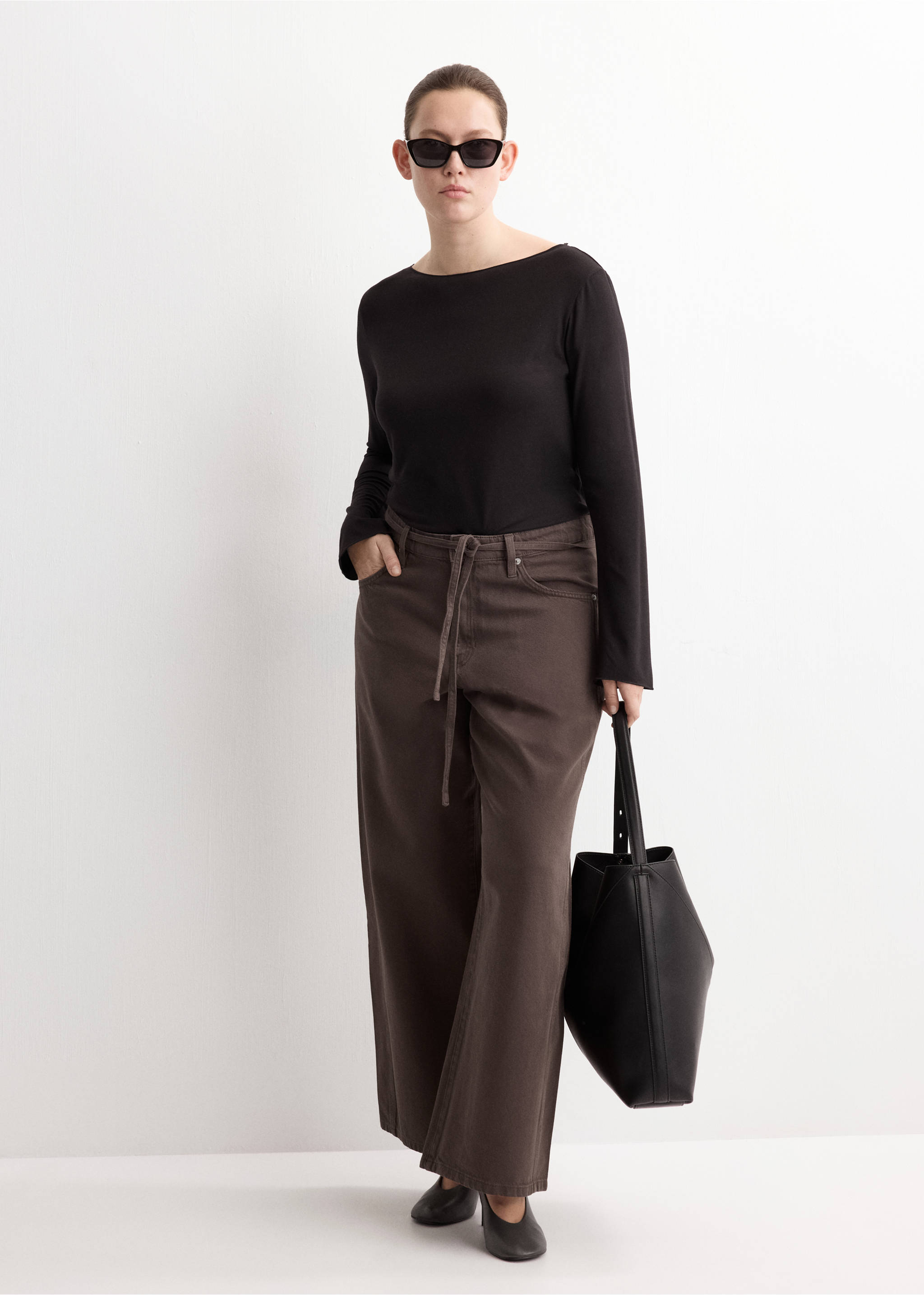 Wide-leg jeans with drawstring - Details of the article 3, Chocolate. Ref: 27015825-00.