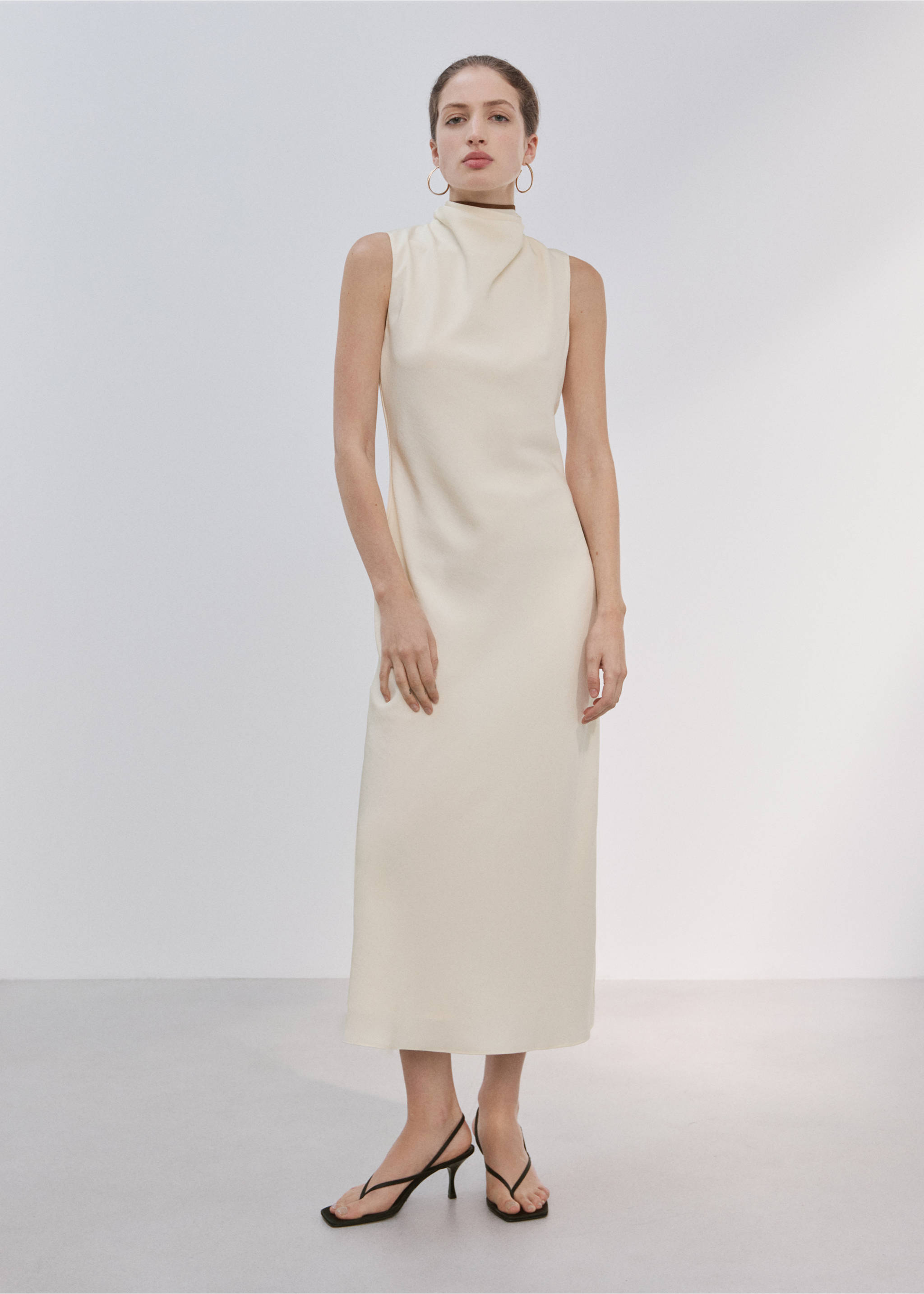 Vestido detalle pañuelo - Plano general, Vainilla. Ref: 27015830-00.