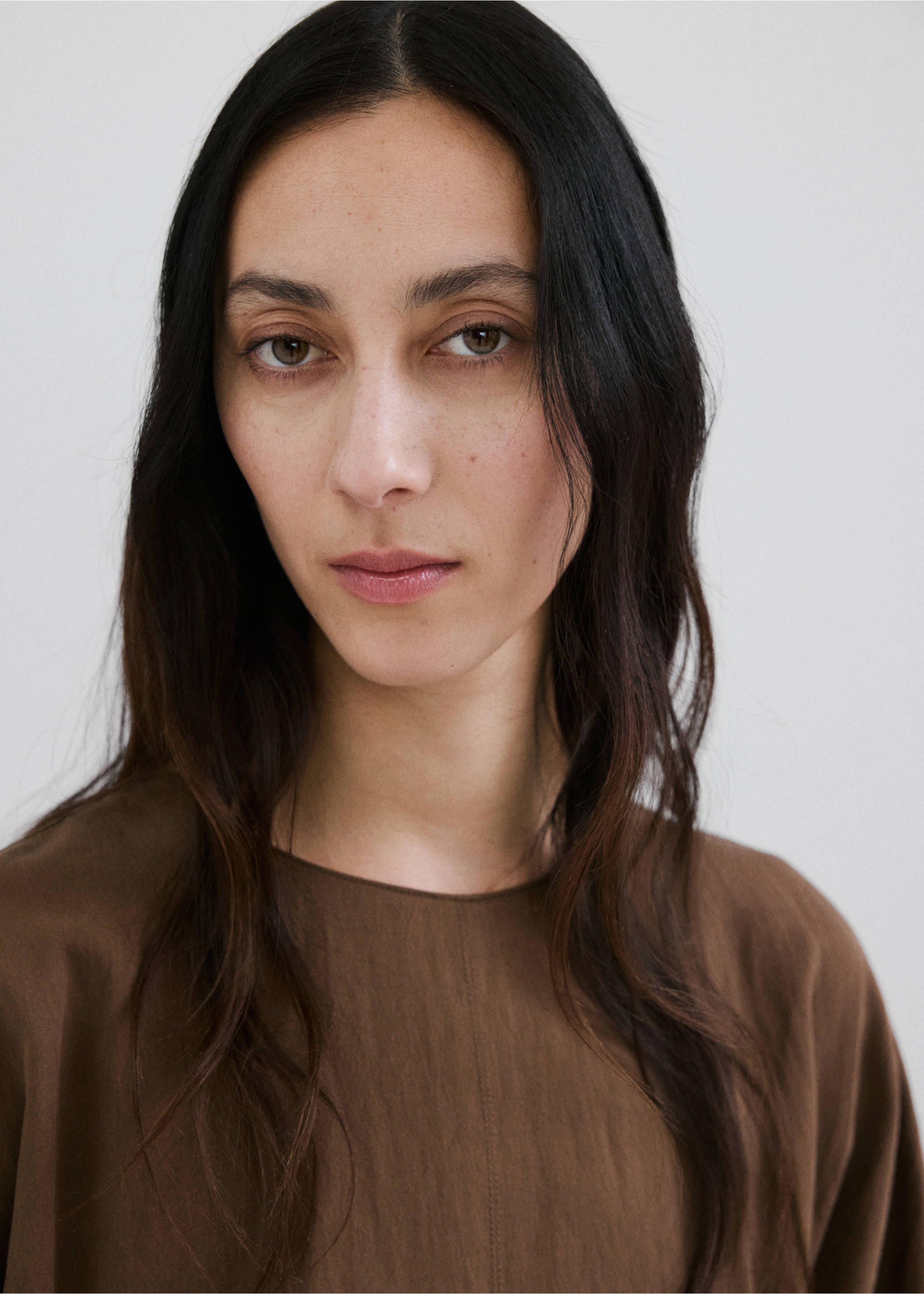 Gaun lyocell dengan sabuk - Rincian barang 1, Coklat. Ref: 27015831-00.