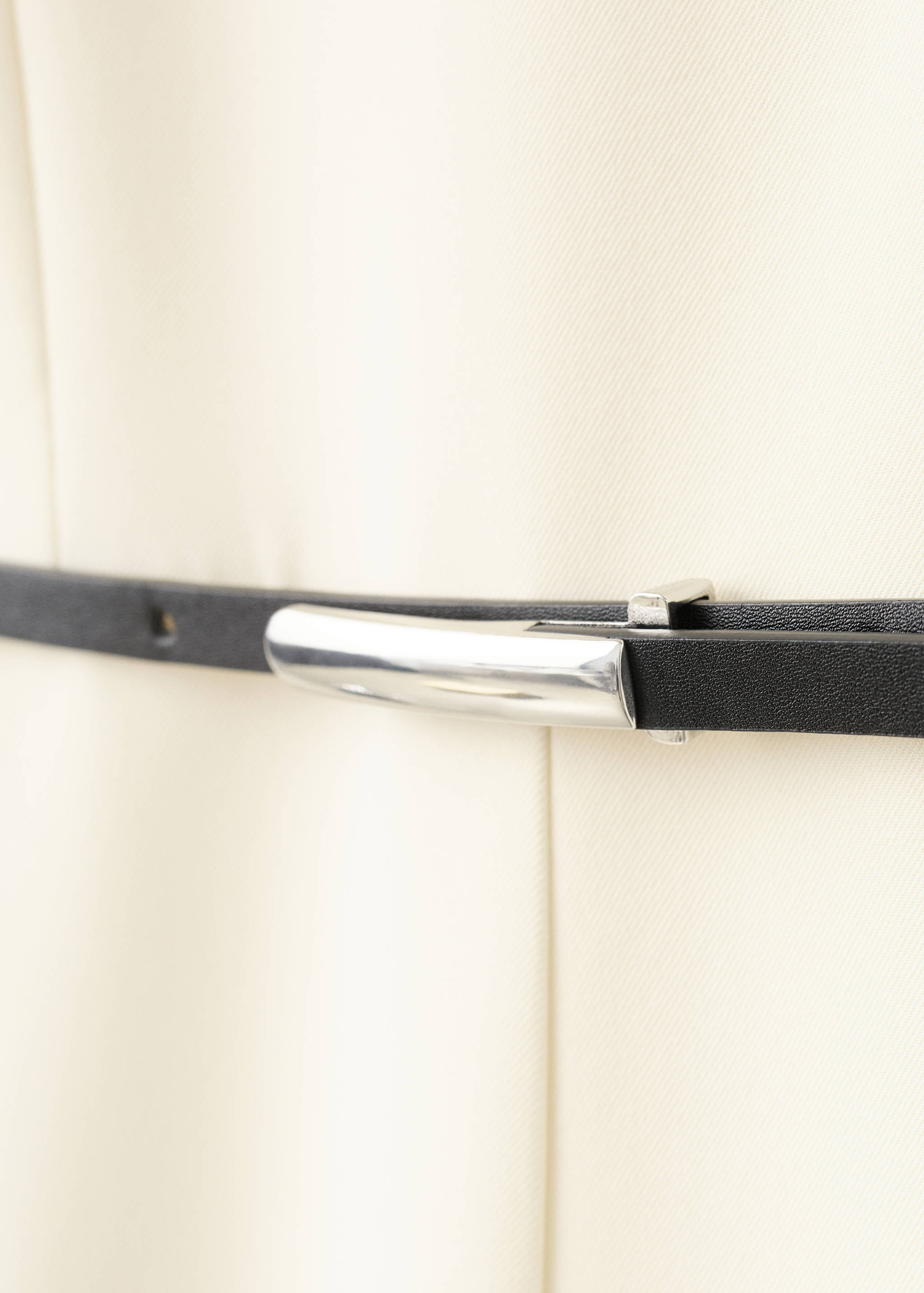 Open-back belted jumpsuit - Details of the article 8