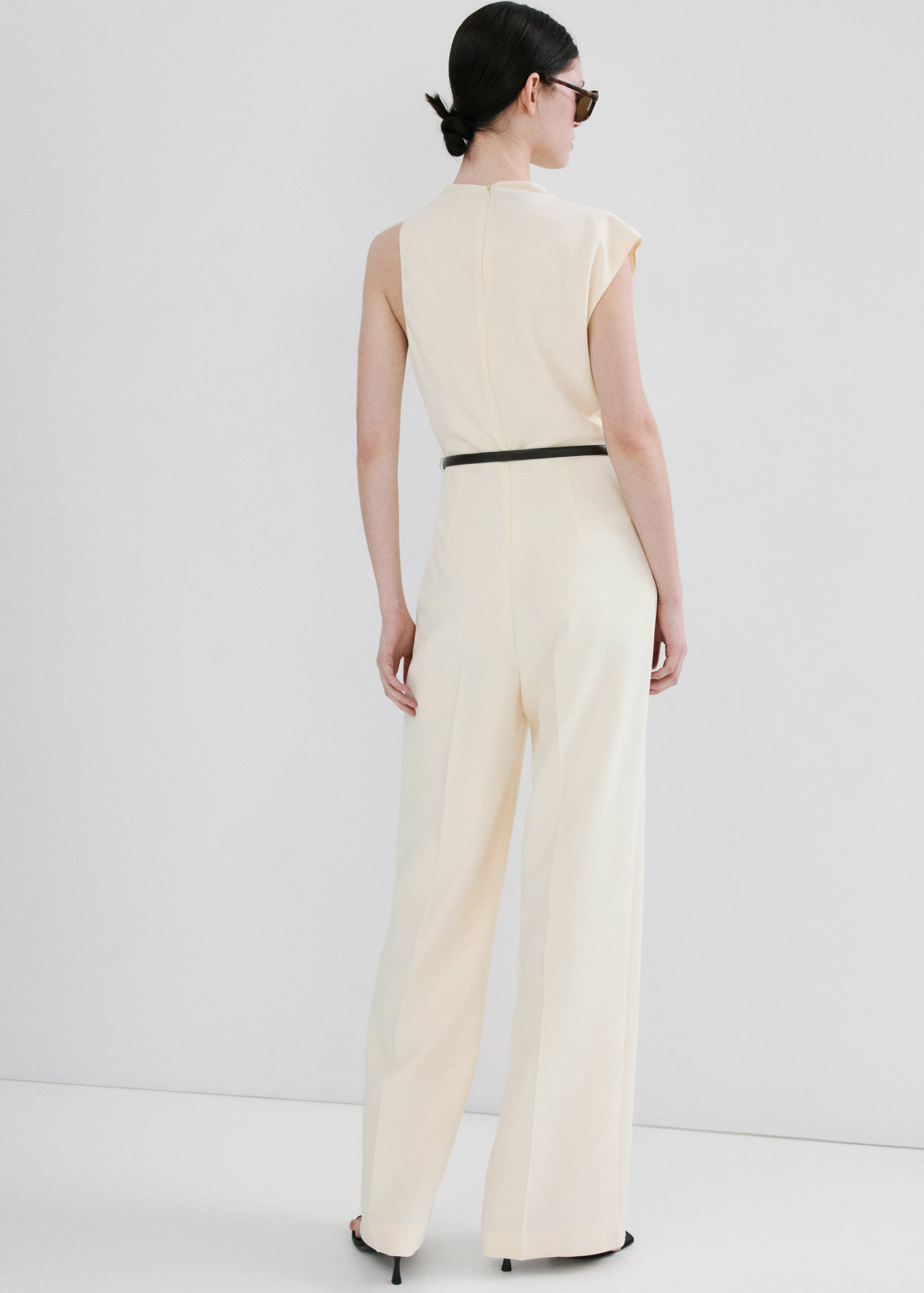 Asymmetric long jumpsuit - Reverse of the article