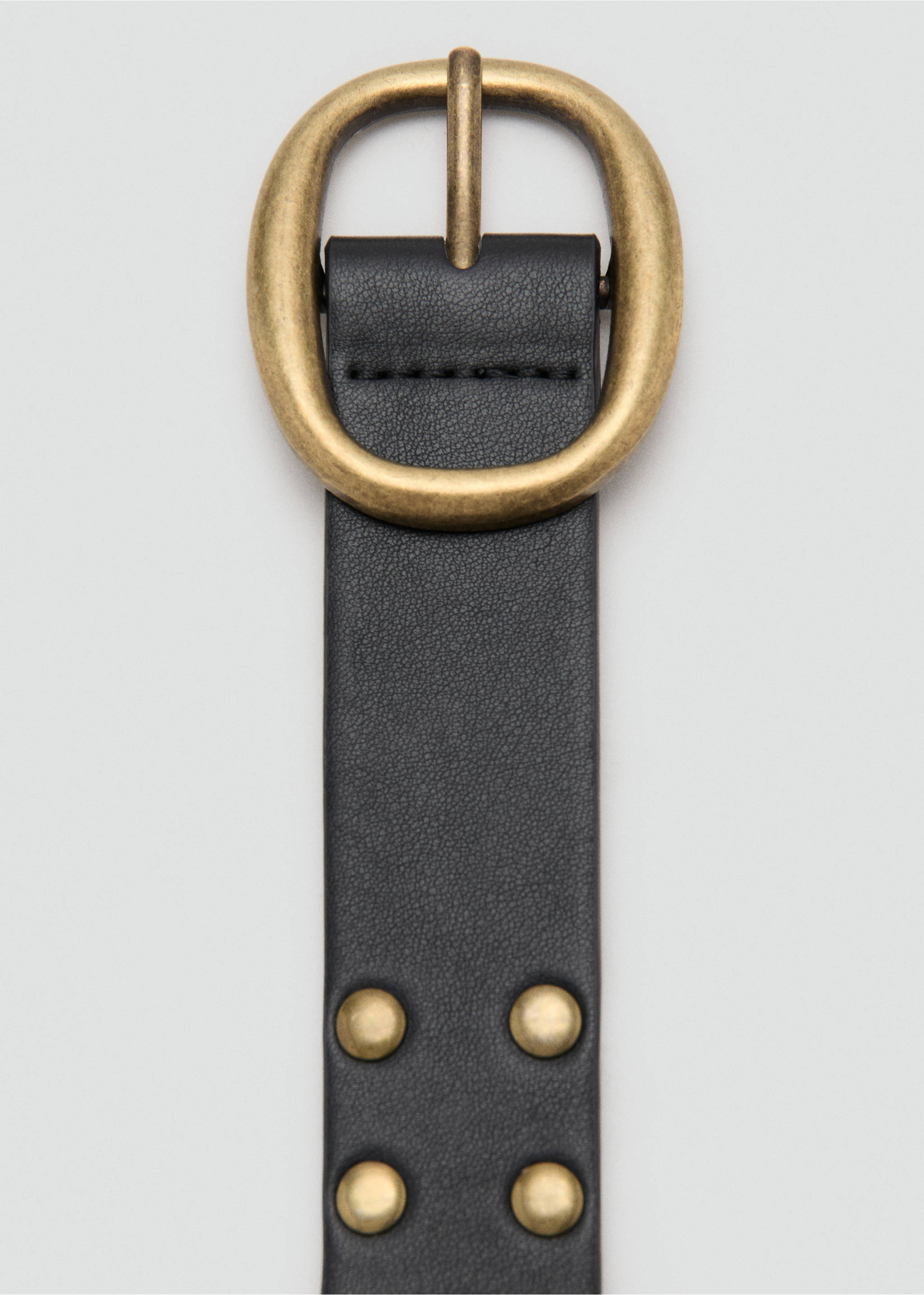Buckled studded belt - Details of the article 1, Black. Ref: 27015839-00.