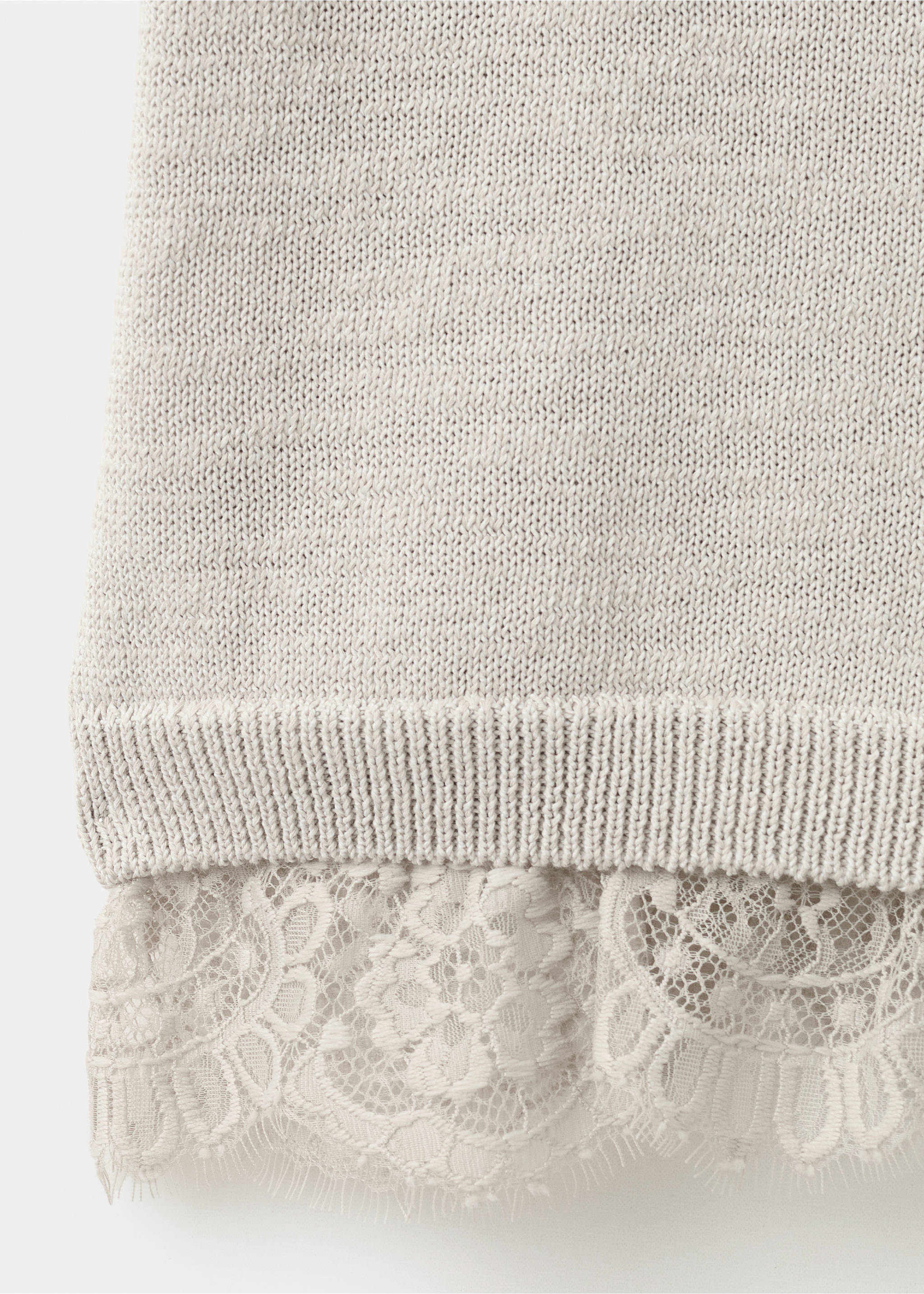 Pull en maille bordures en dentelle - Détail de l'article 0, Gris clair/pastel. Ref: 27015843-00.