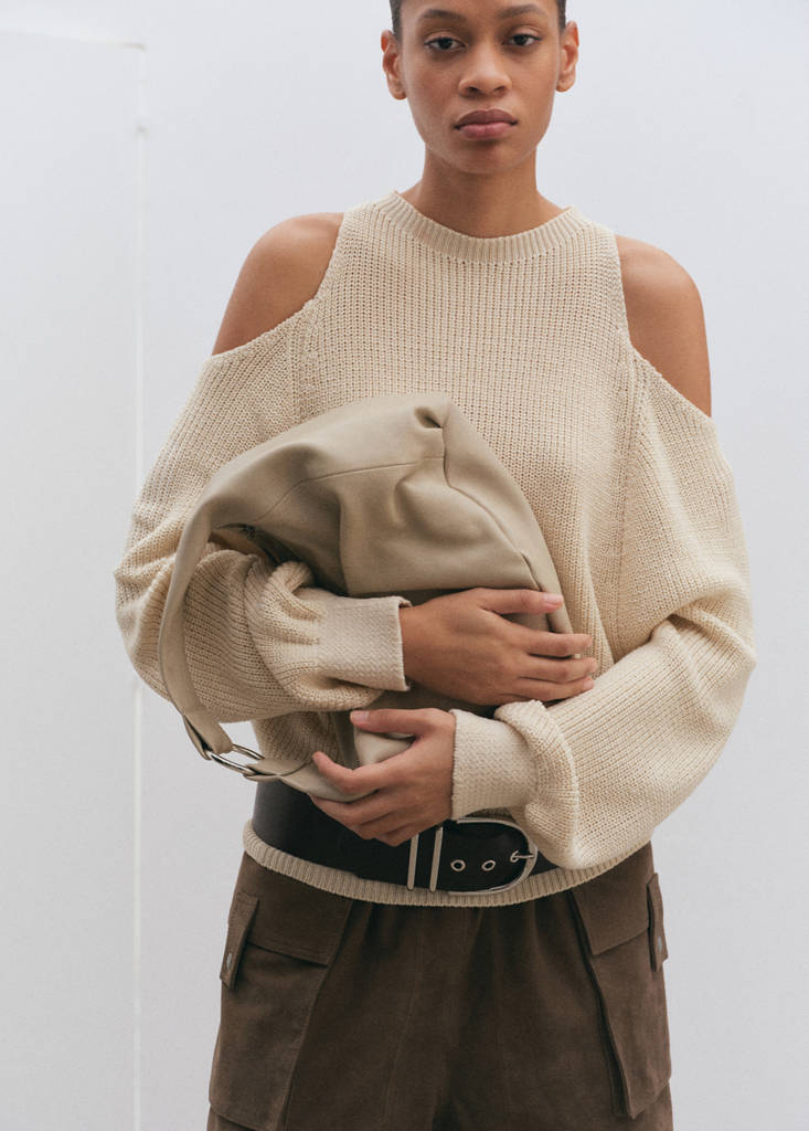 Off-the-shoulder knitted sweater — Ecru