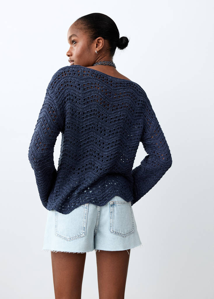 High-waist frayed hem shorts — Light Blue