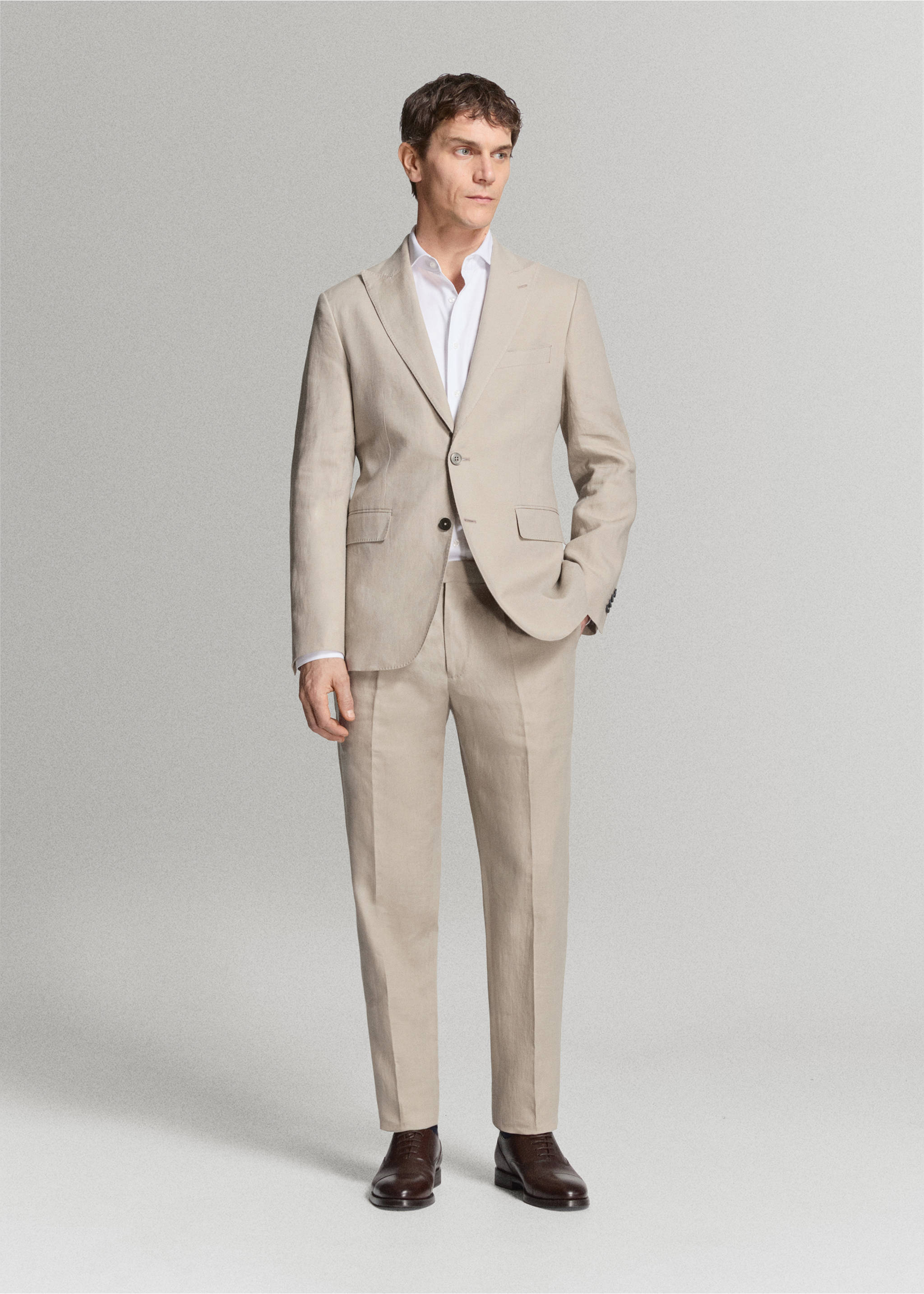 Pantalón traje Amalfi 100% lino slim fit - Plano general, Beige. Ref: 27015949-01.