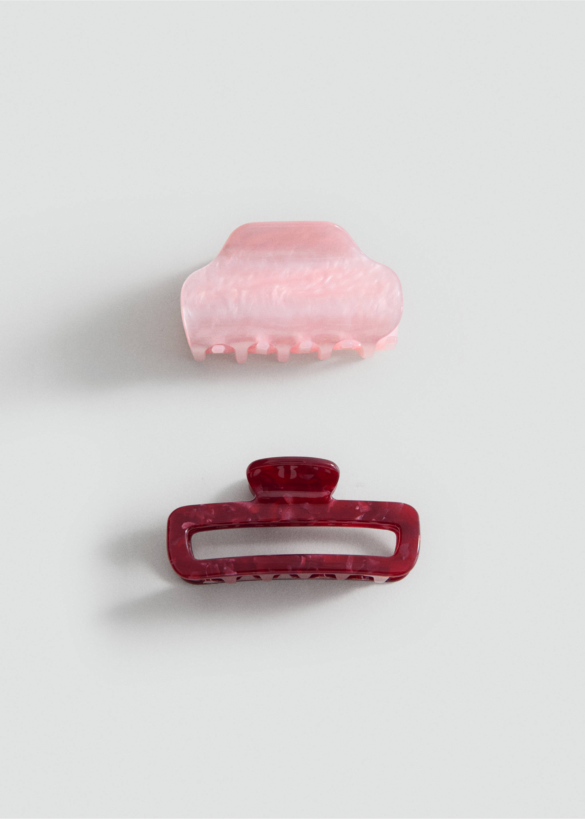 Pearlescent effect hair clips - Article without model, Red. Ref: 27015956-00.