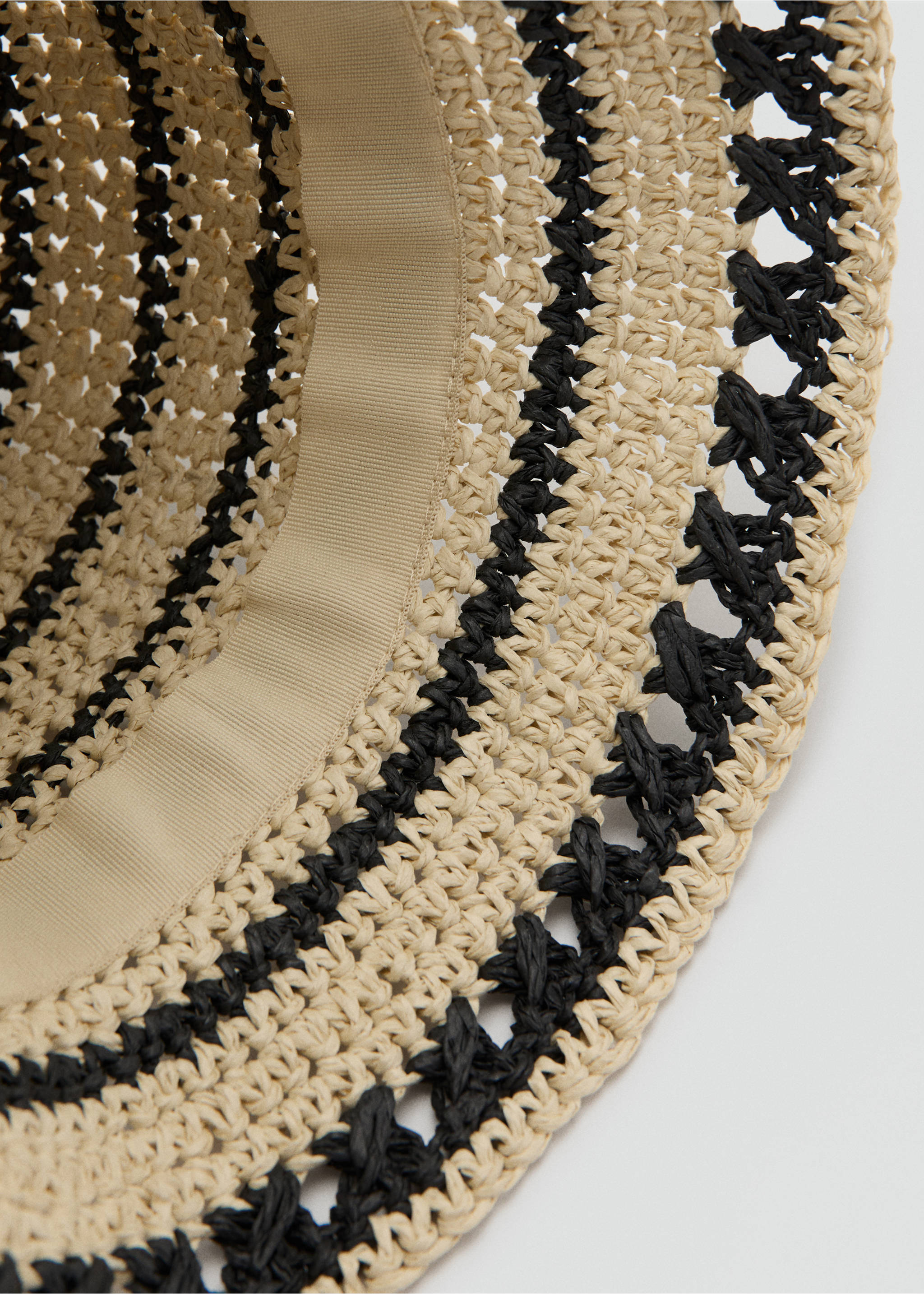 Striped bucket hat - Details of the article 1, Black. Ref: 27015972-00.