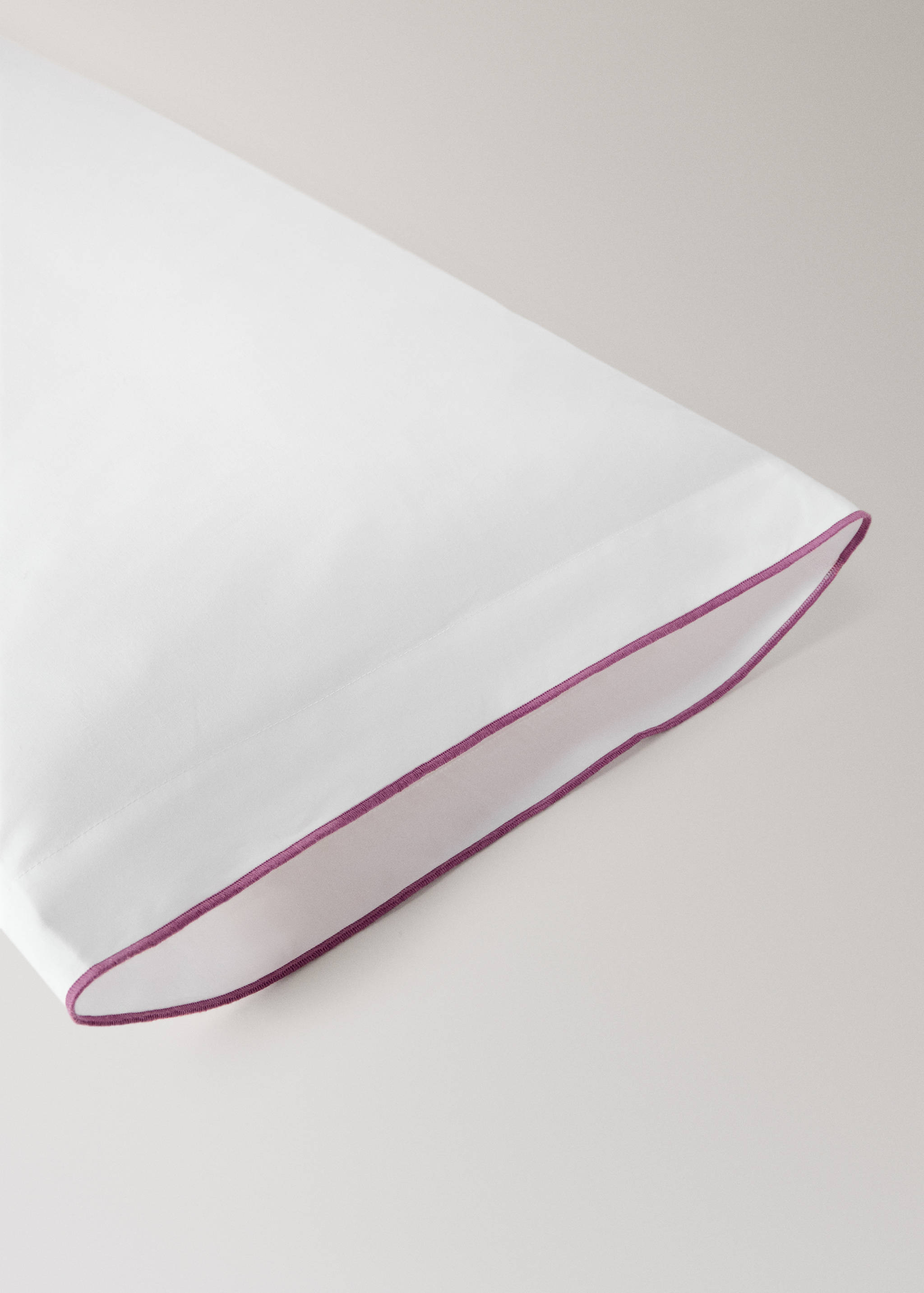 Taie d’oreiller en coton percale 200 fils avec surjet contrasté 45 x 110 cm - Détail de l'article 2