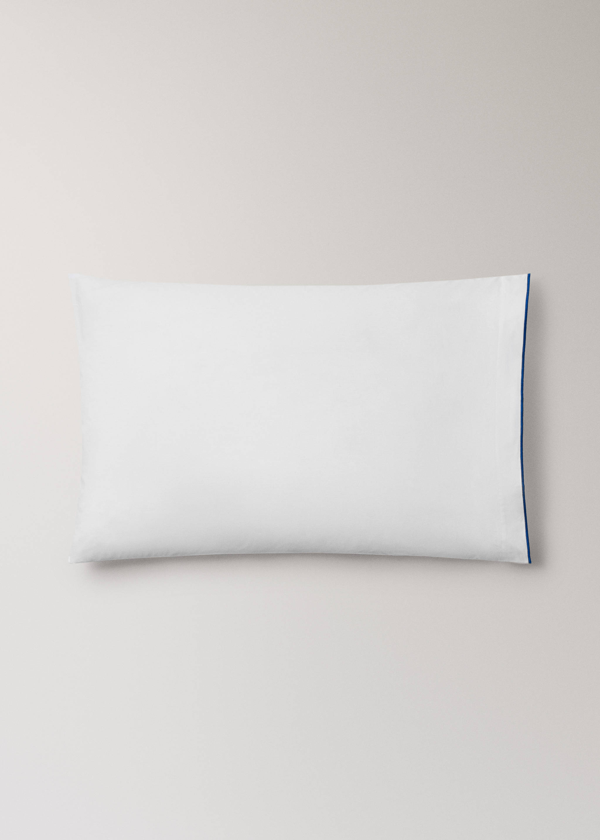 Two 200-thread count percale cotton pillowcases with contrasting overlock 50x75 cm - Article without model