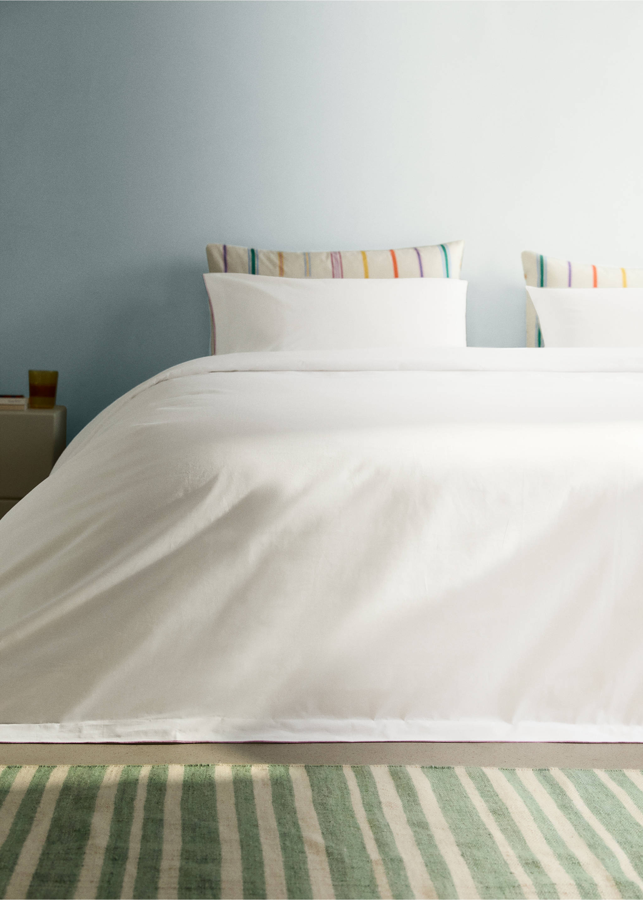 200-thread count percale cotton duvet cover with contrasting overlock for 90 cm bed - Details of the article 7, Medium Pink. Ref: 27015982-00.