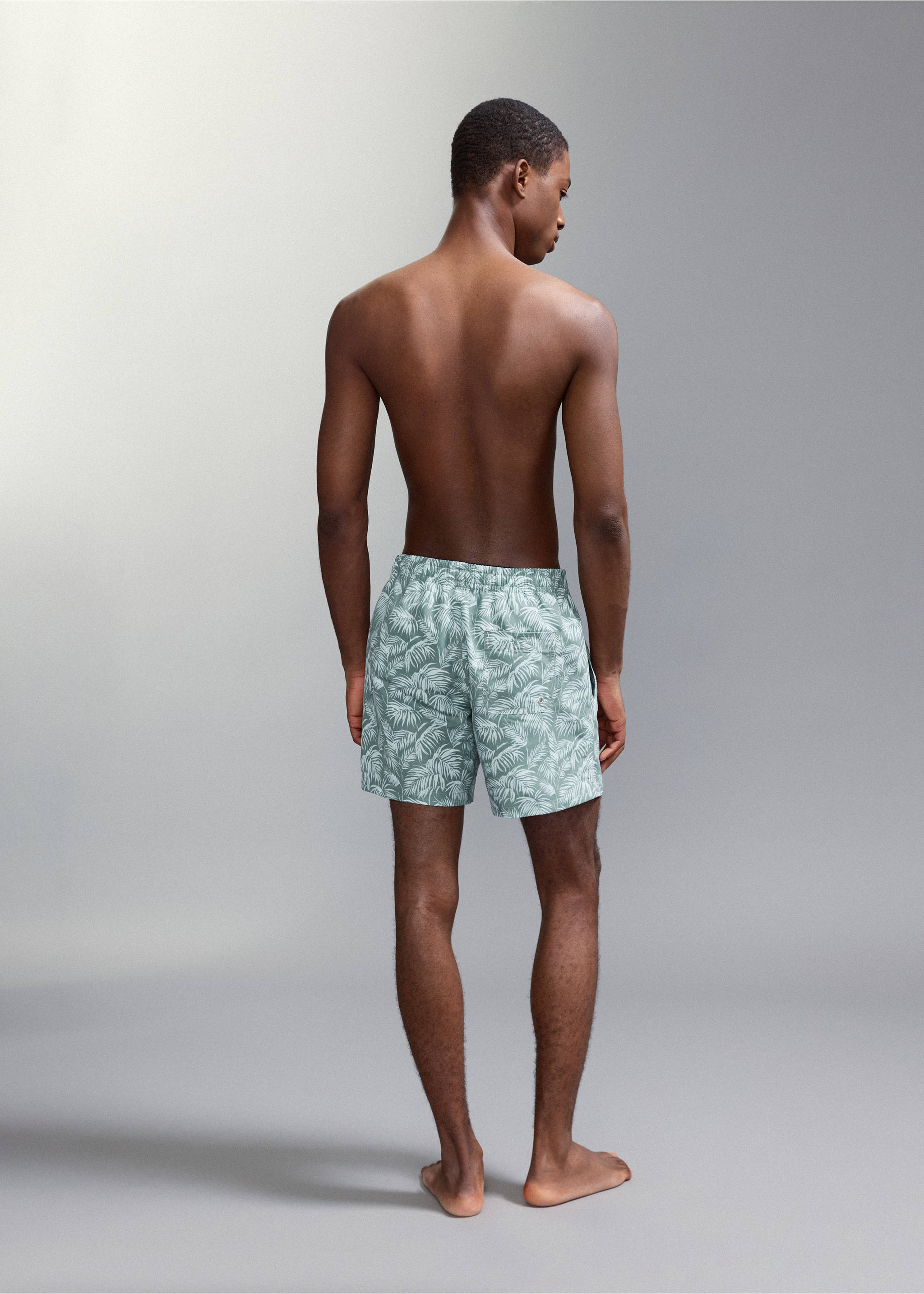 Купальник с принтованными пальмами - Обратная сторона изделия, Хаки. Ref: 27015996-00.