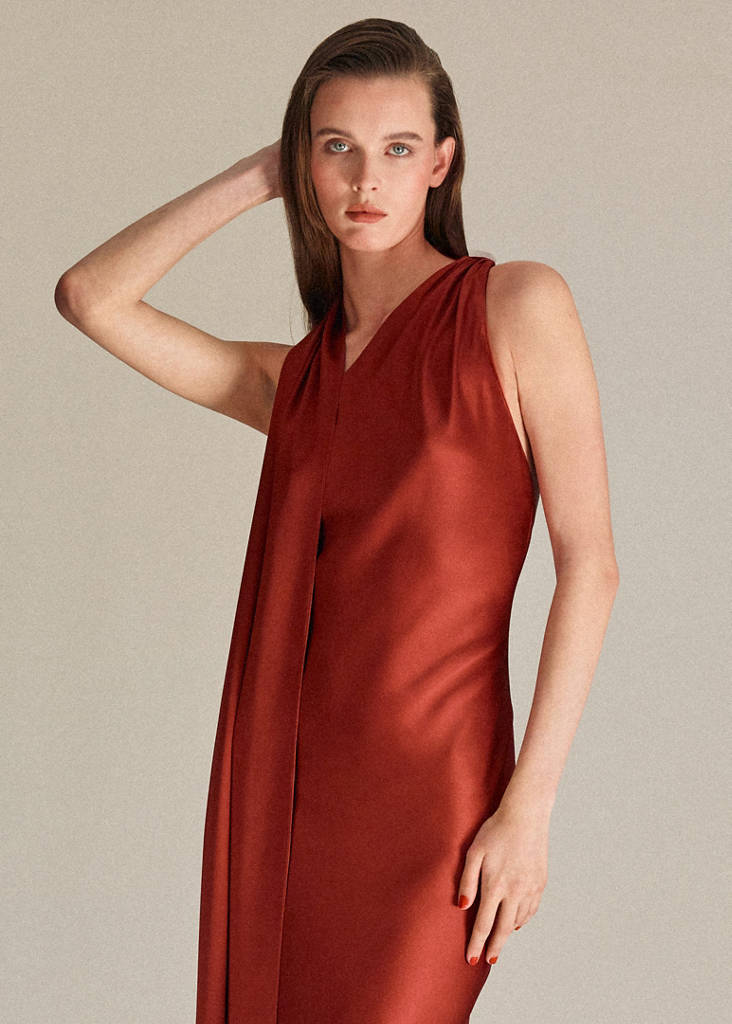 Asymmetrical bow-neck dress