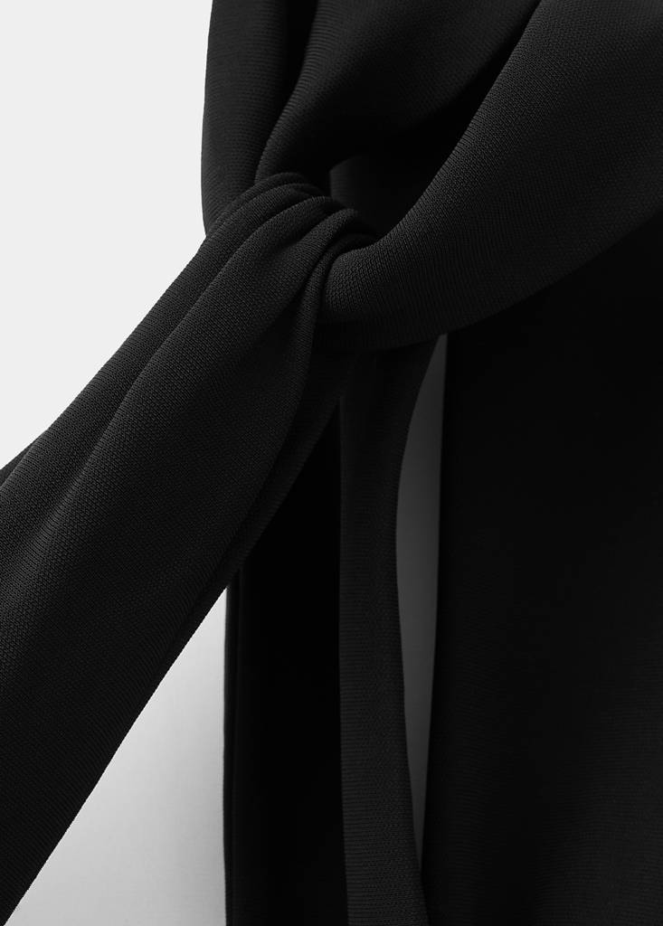 Long dress with an asymmetric neckline — Black