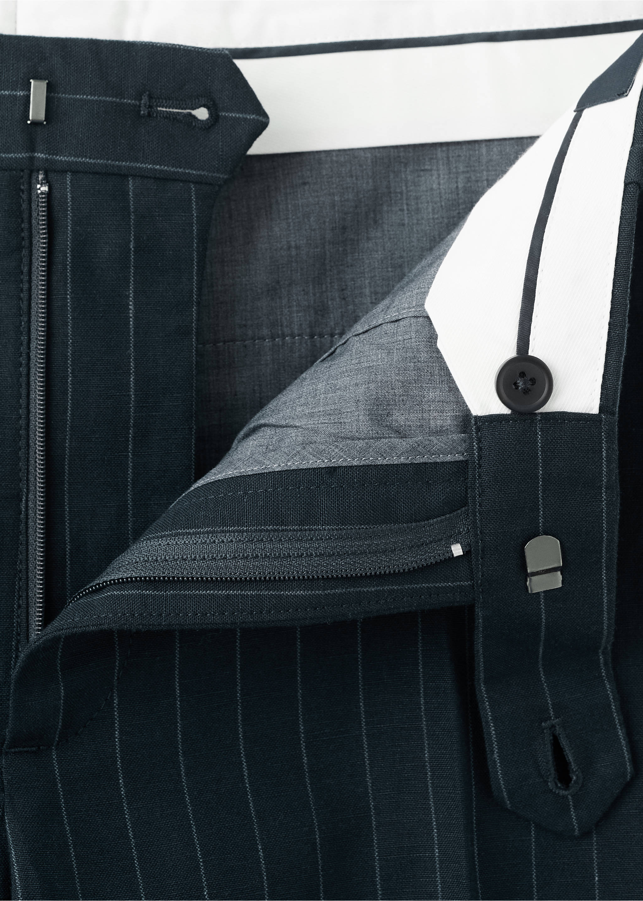 Regular fit linen blend pinstripe trousers - Details of the article 8, Navy. Ref: 27016712-00.