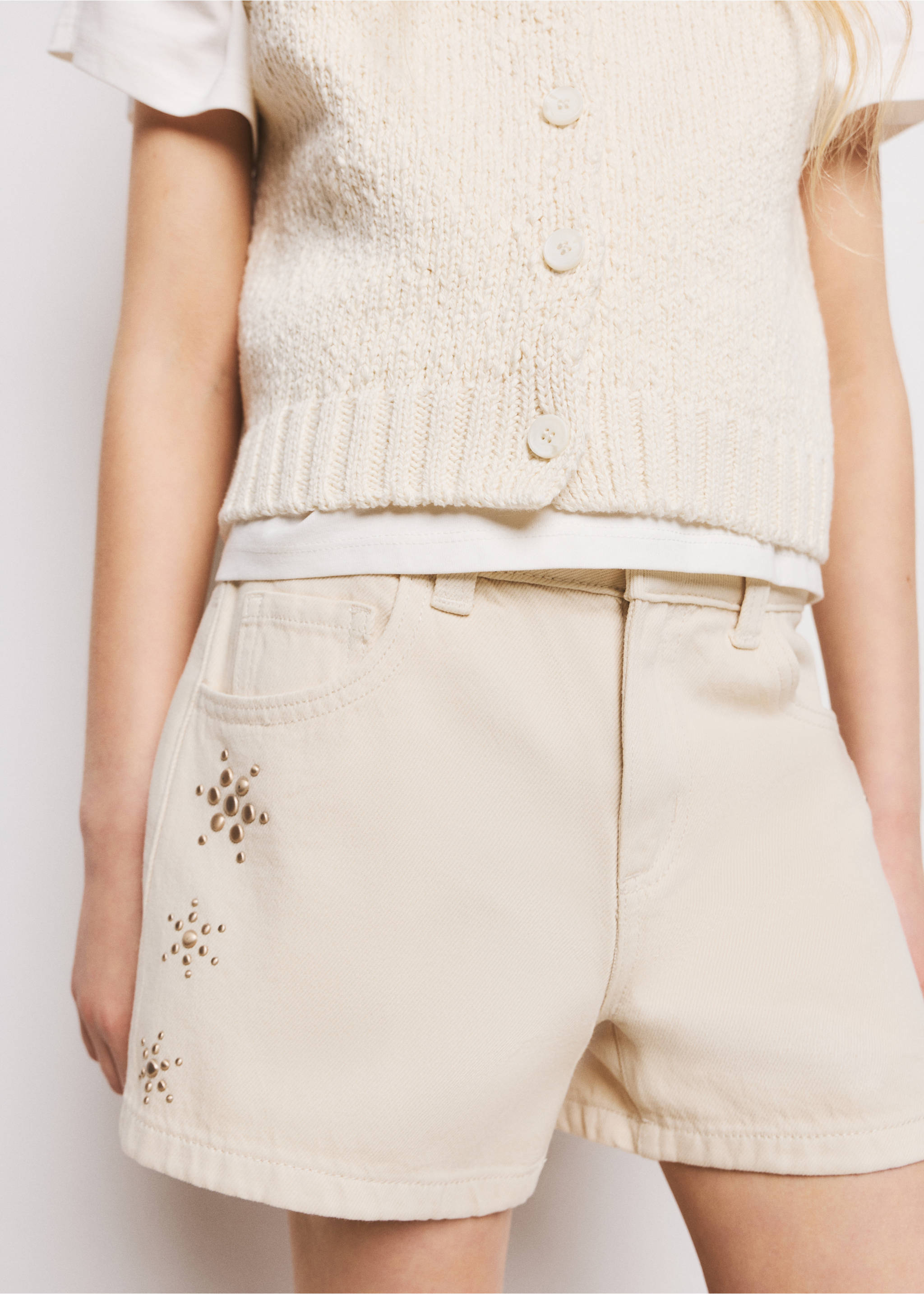 Studded denim shorts - Medium plane, Sand. Ref: 27016742-00.