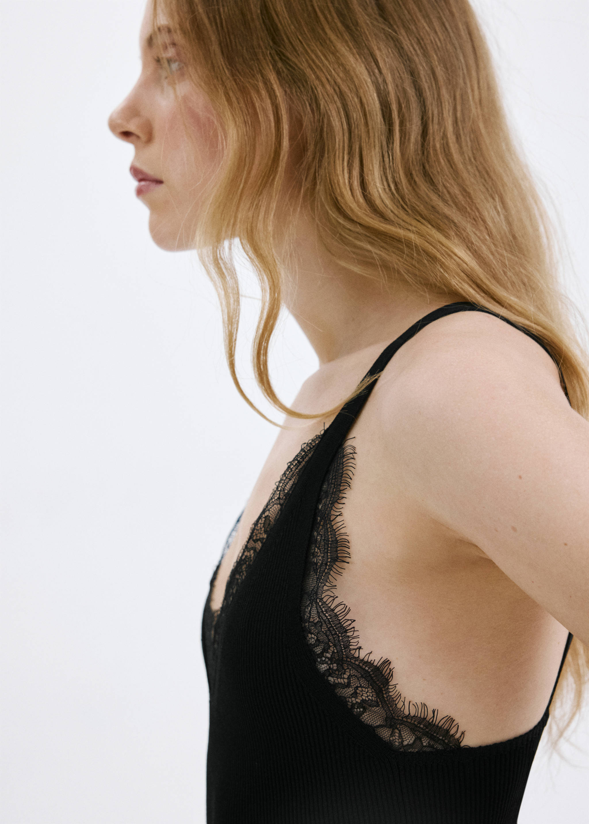 Asymmetric lace knit top - Details of the article 1