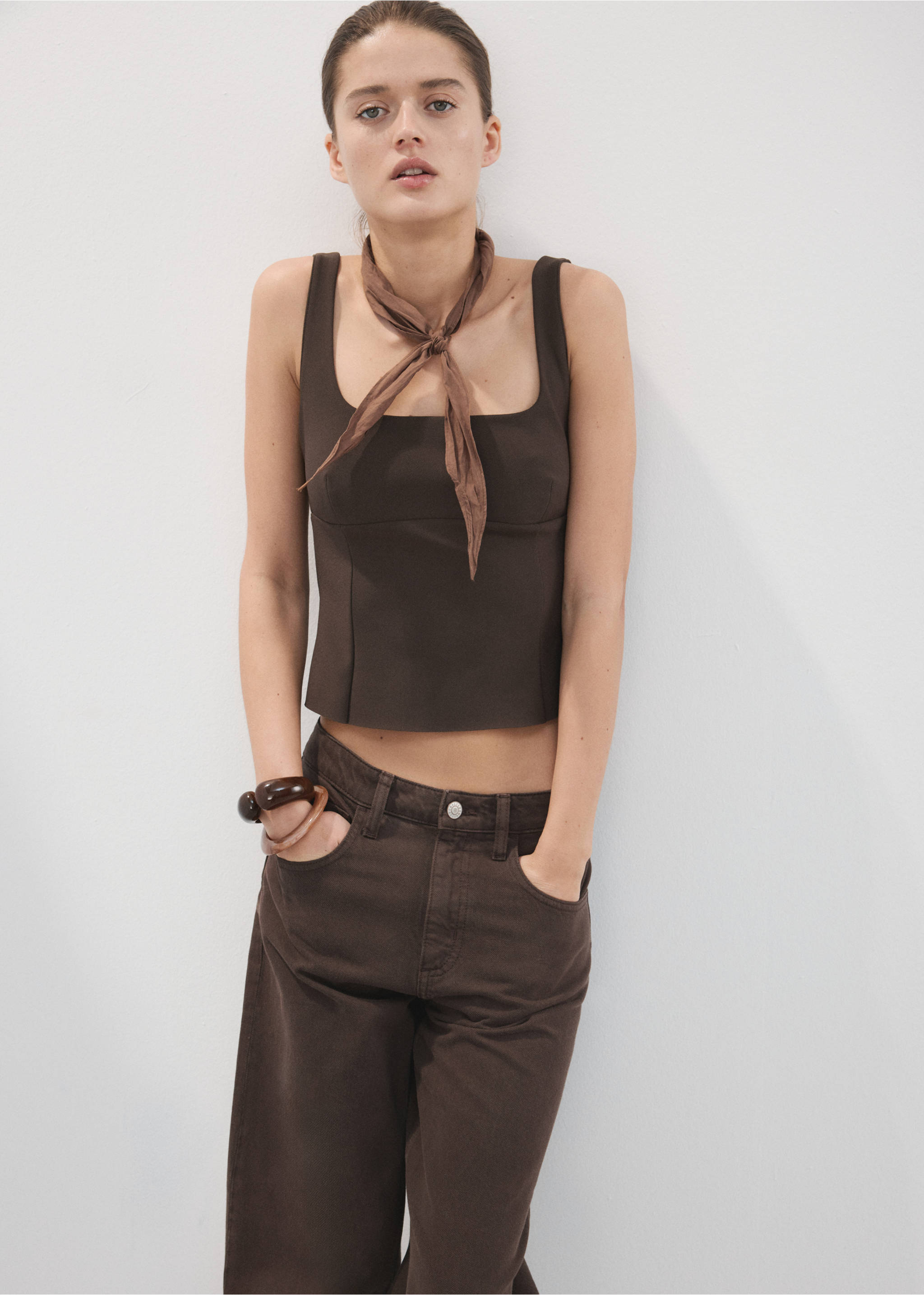 Fitted neckline top - Medium plane, Brown. Ref: 27017145-00.