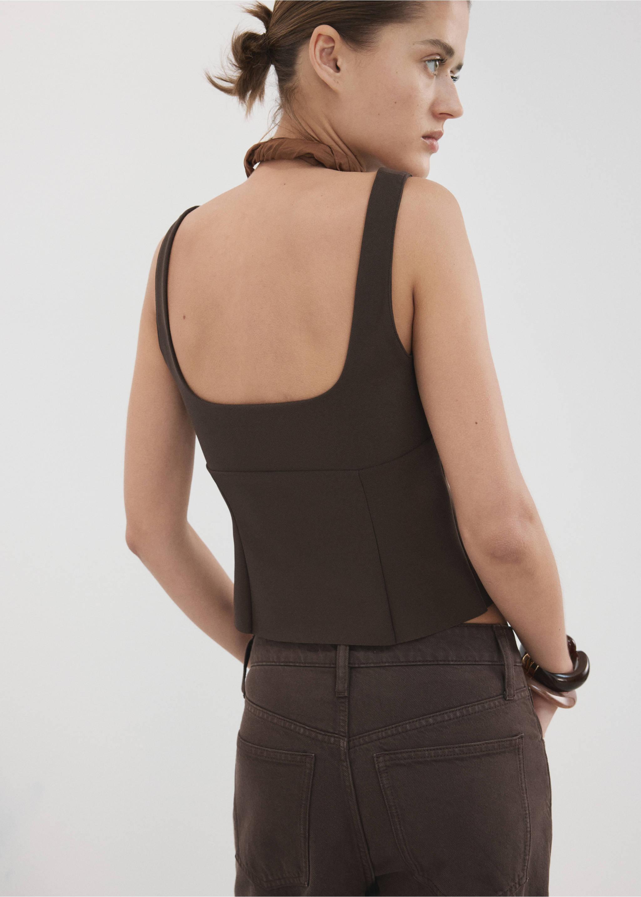 Fitted neckline top - Reverse of the article, Brown. Ref: 27017145-00.