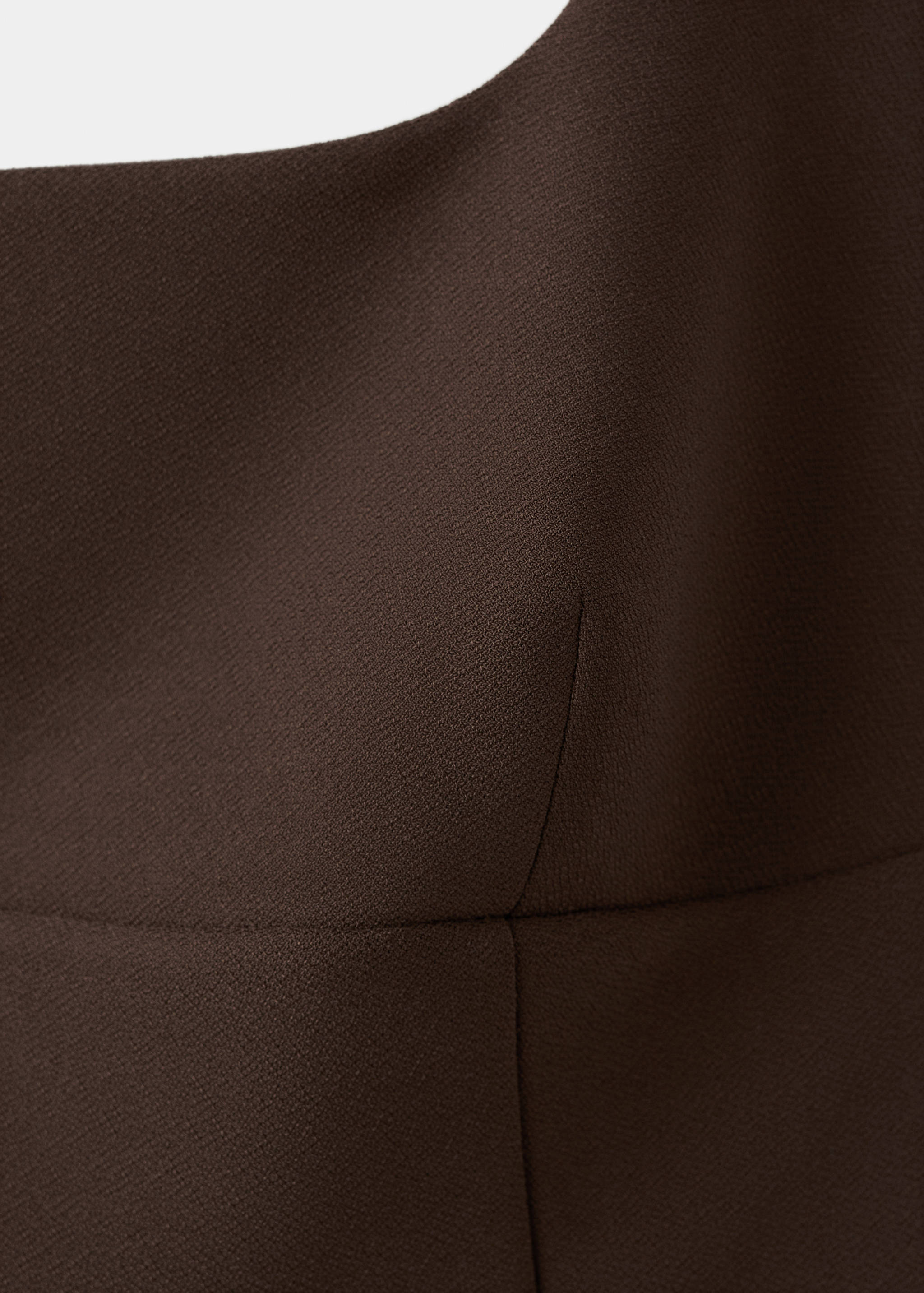 Fitted neckline top - Details of the article 8