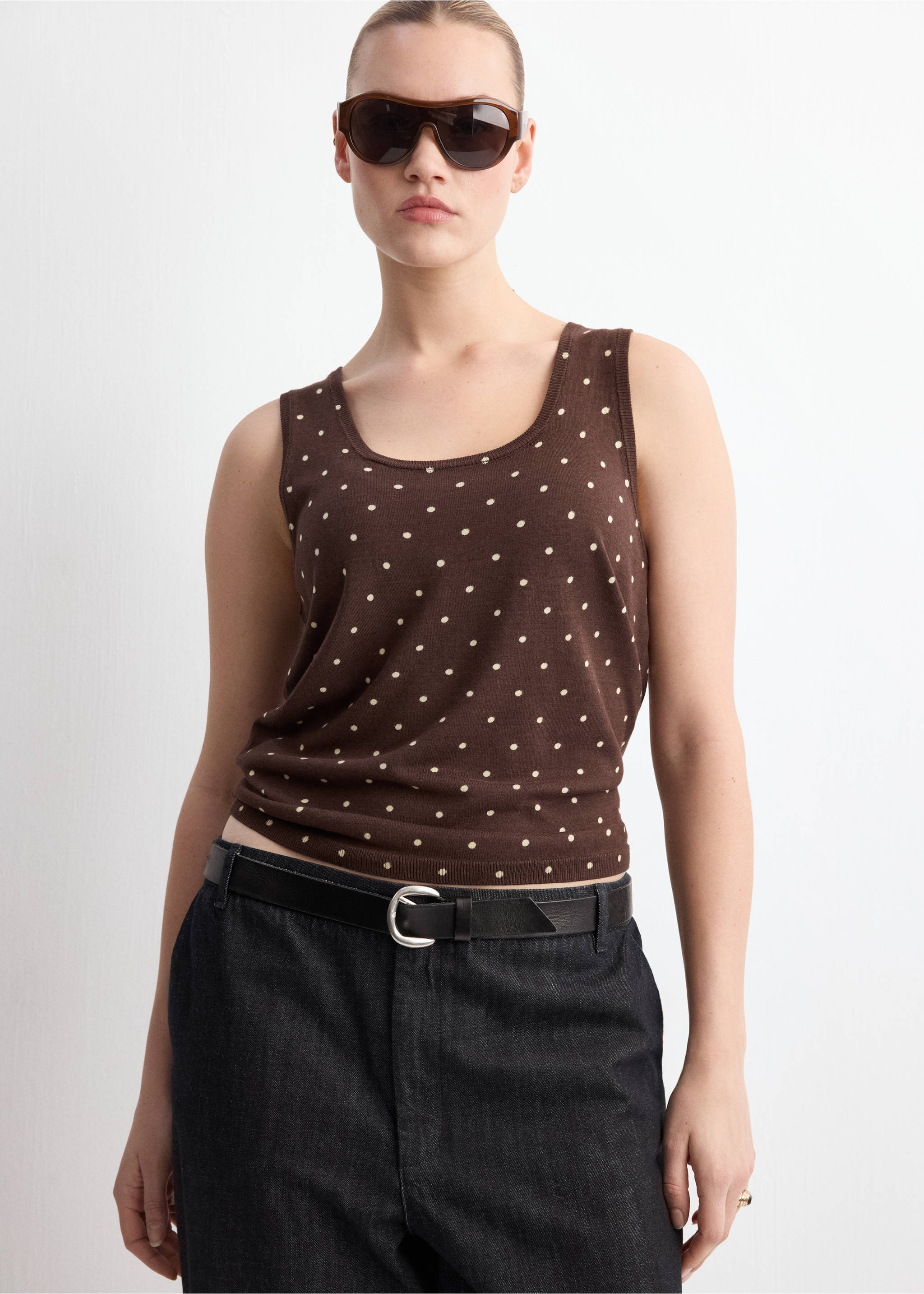 Polka-dot knitted top - Details of the article 5, Chocolate. Ref: 27017148-00.