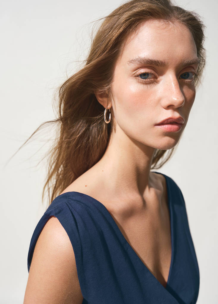 Ruched V-neck top — Navy
