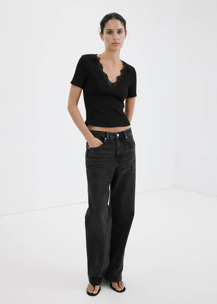 Lace trim top — Black