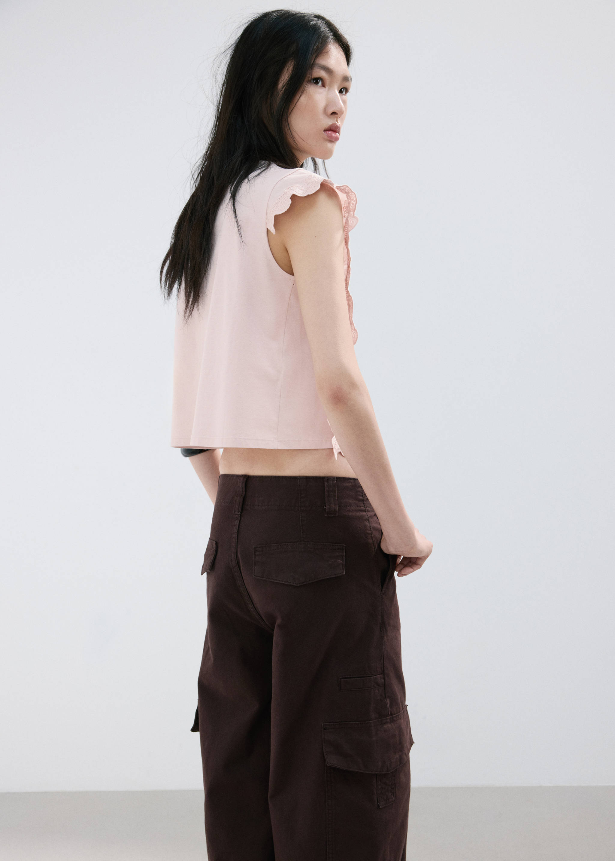 Top algodón detalles bordados - Reverso del artículo