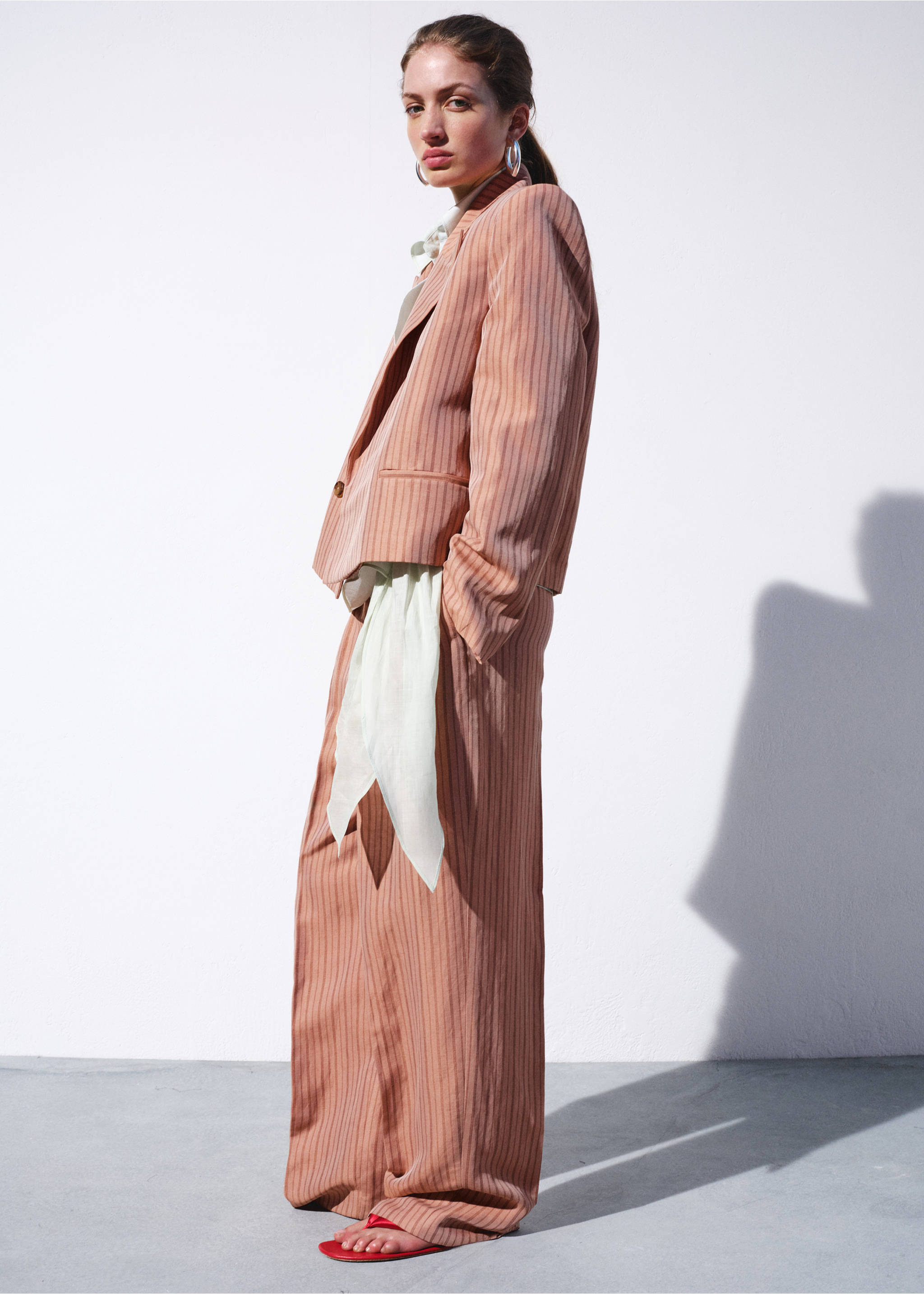 Striped linen suit trousers - Details of the article 1, Pink. Ref: 27017160-00.