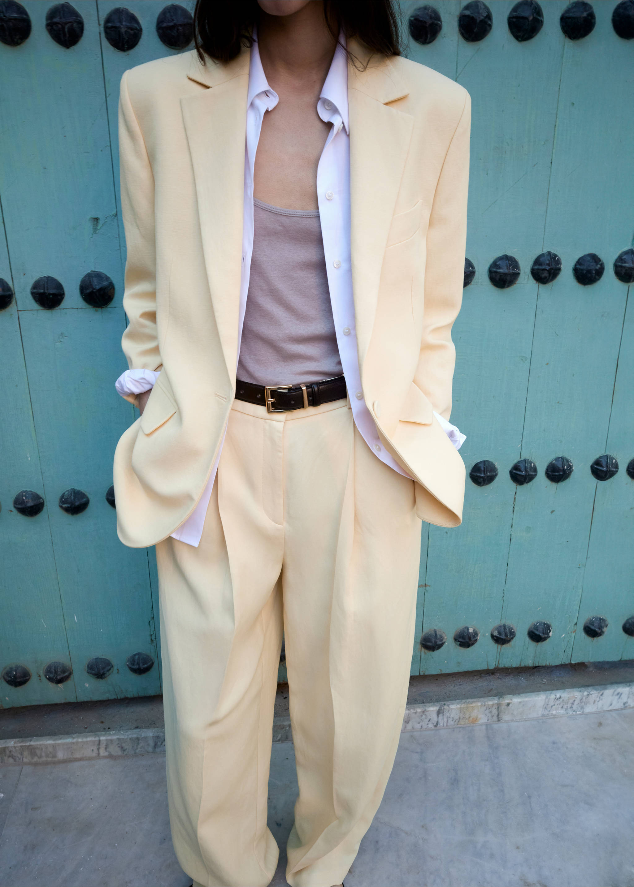 Pantalons rectes lli - Pla mig, Groc. Ref: 27017161-00.