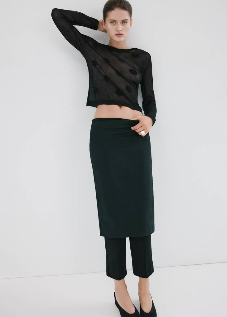 Polka-dot knitted sweater — Black