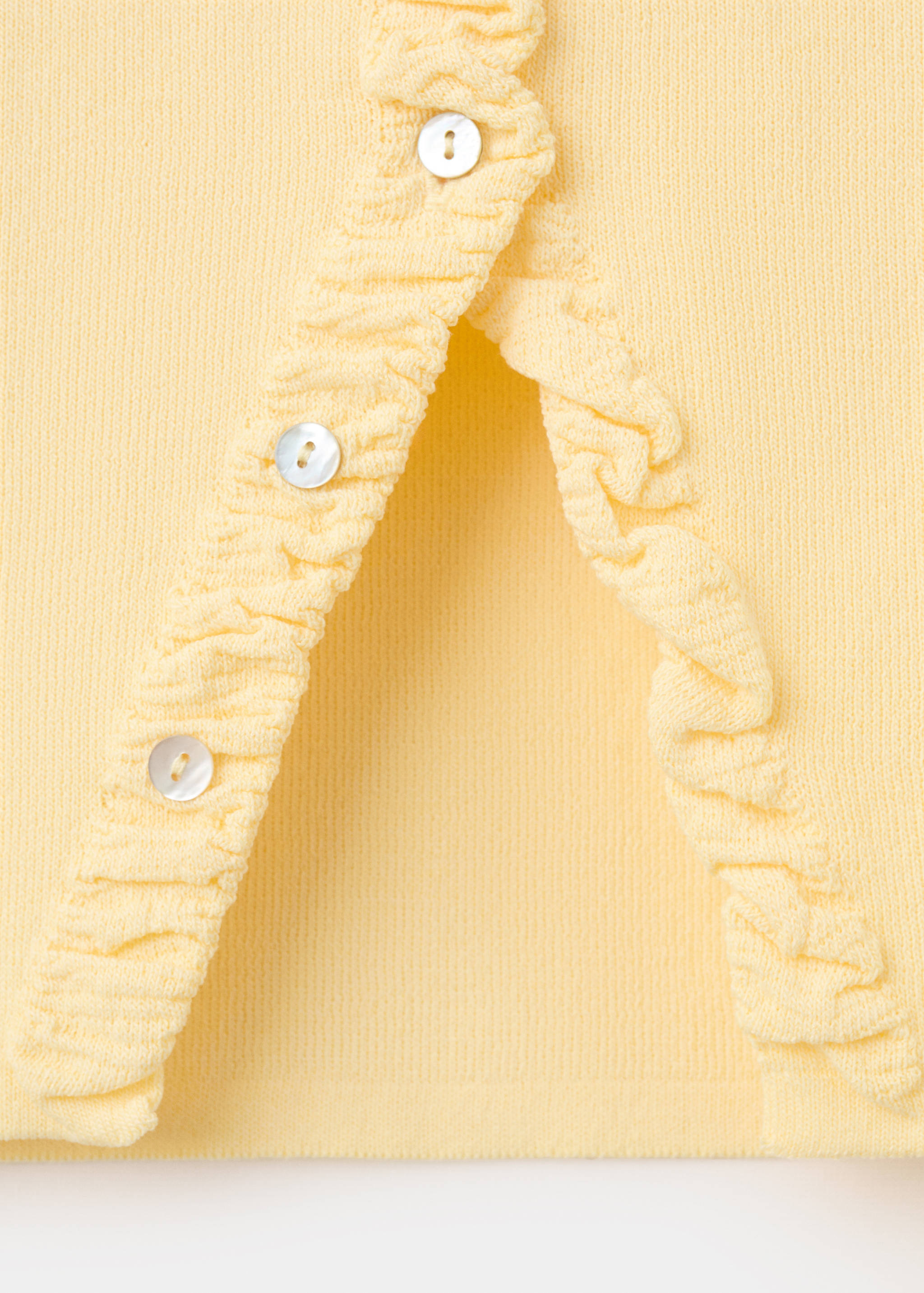 Fine knit sweater with buttons - Details of the article 8