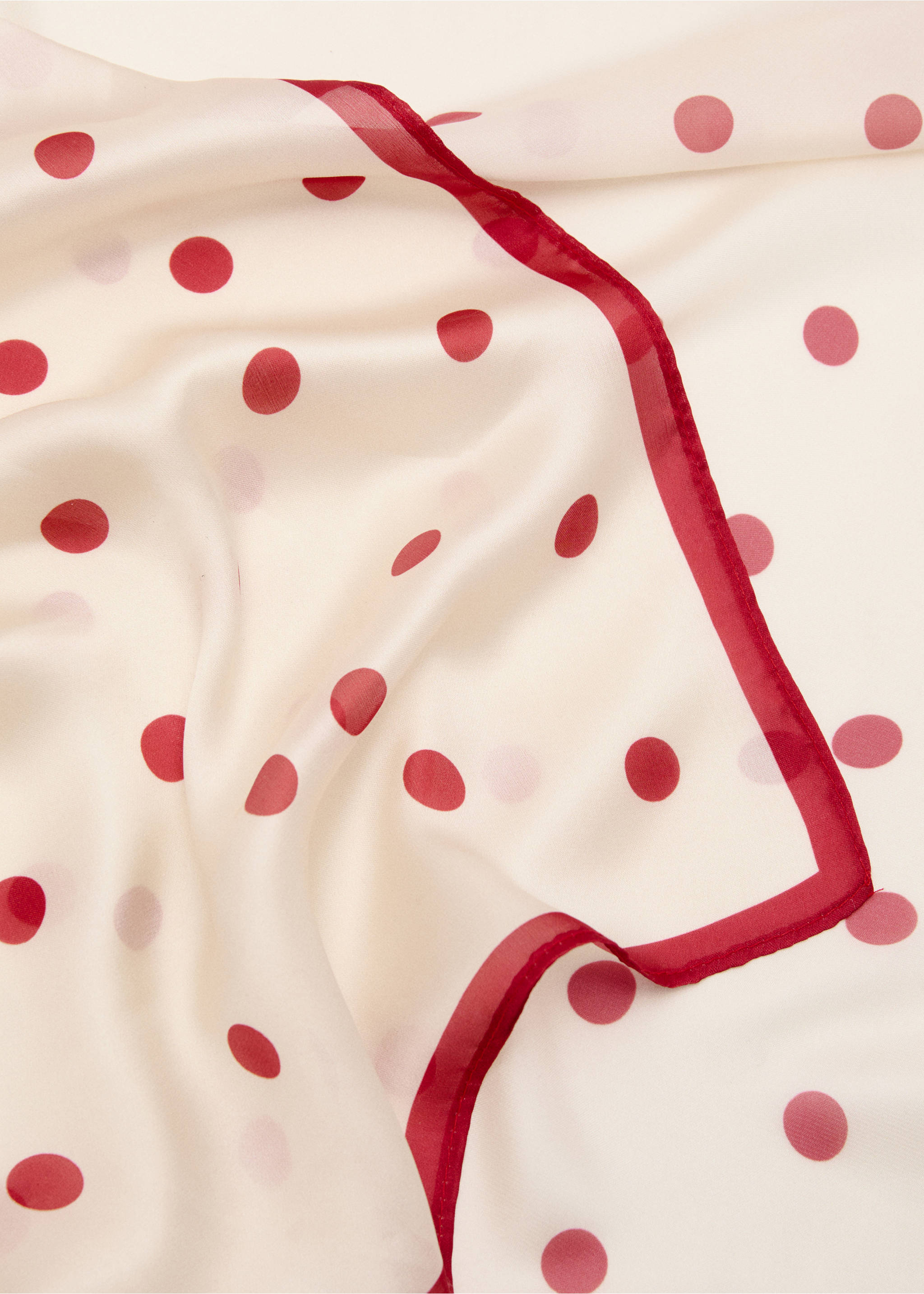 Mocador setinat de topos - Detall de l'article 1, Vermell. Ref: 27017787-00.