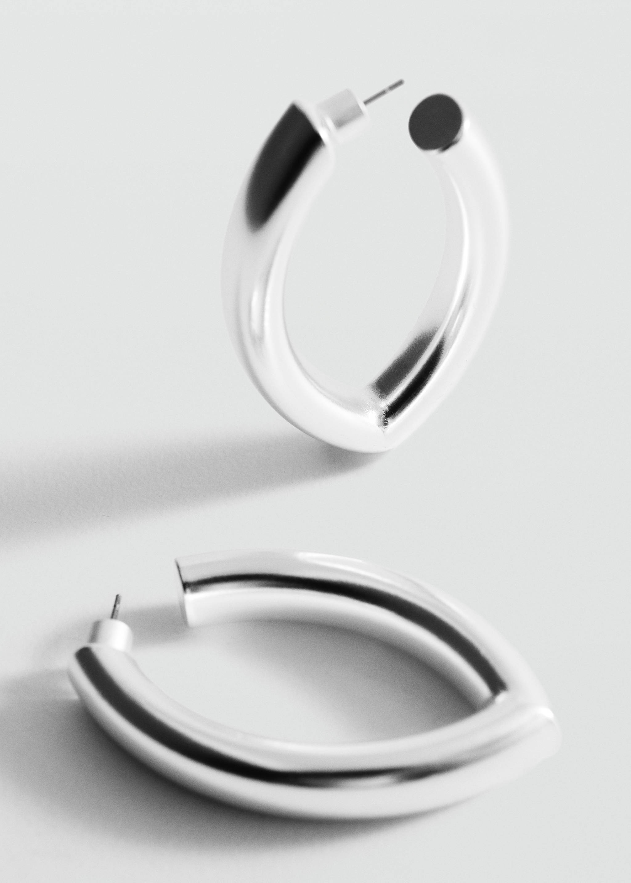 Twisted hoop earrings - Medium plane