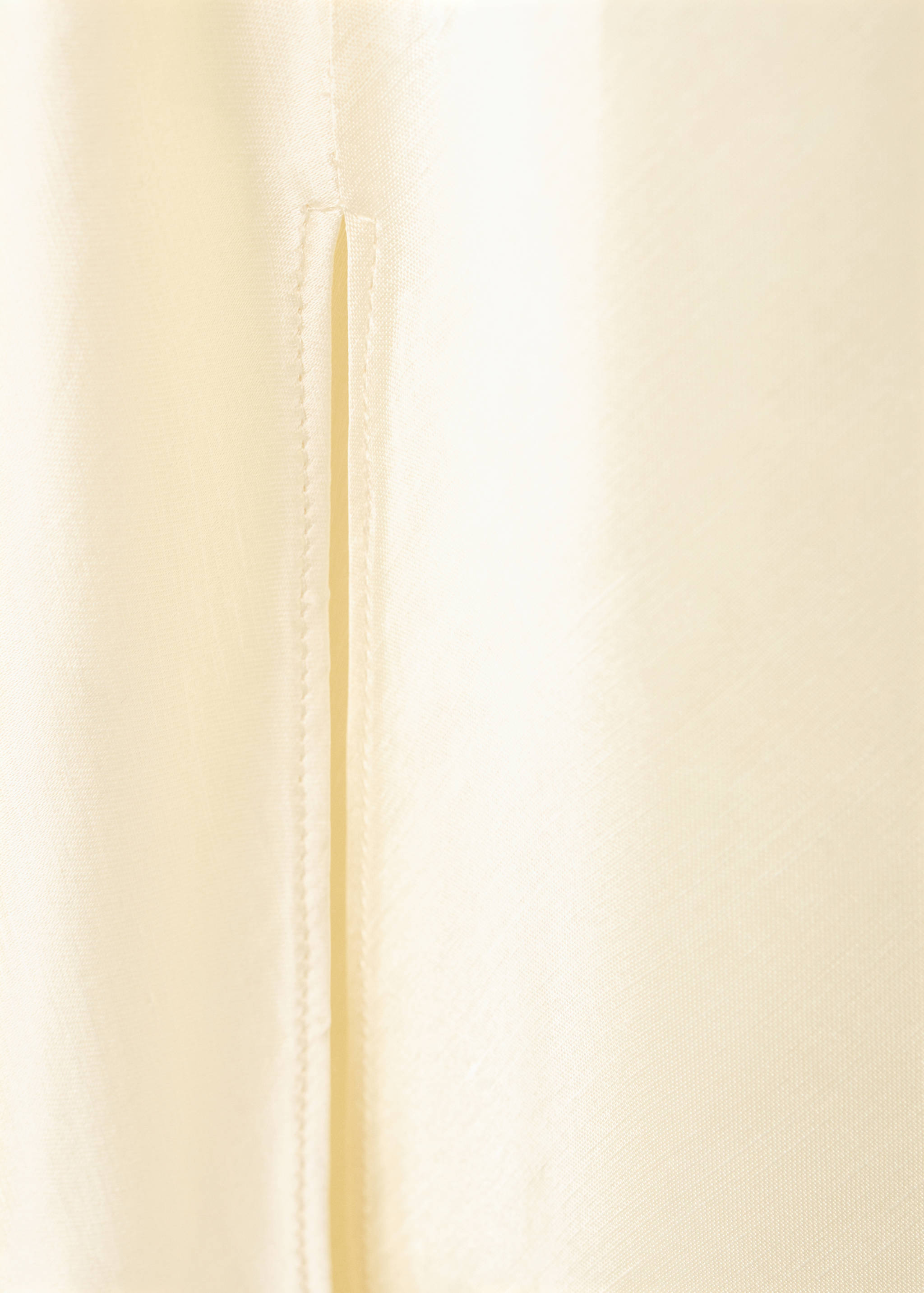 Satin halter neck dress - Details of the article 0