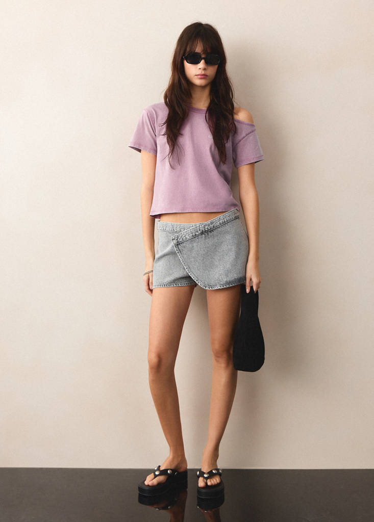 One-shoulder detail T-shirt — Pink