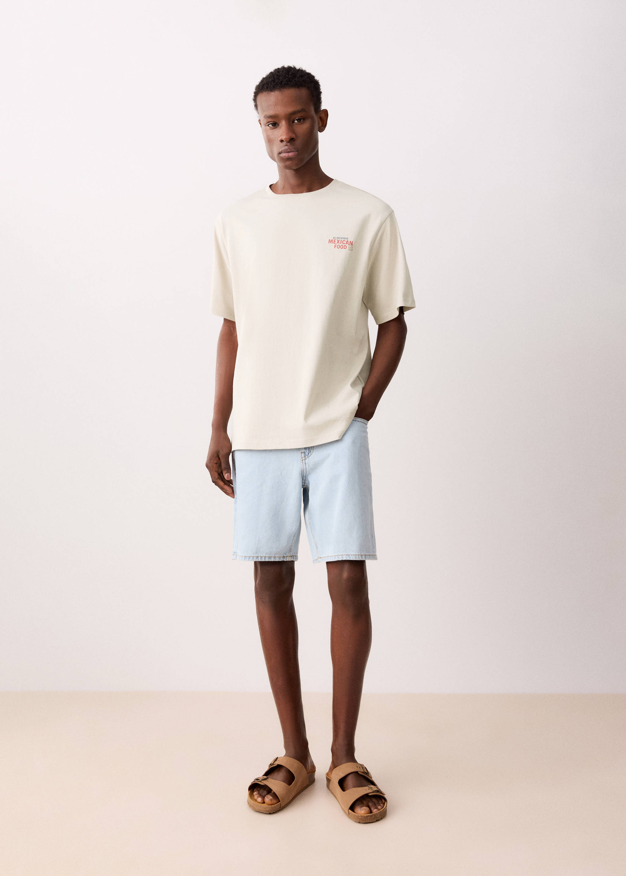 Short-sleeved printed t-shirt - General plane