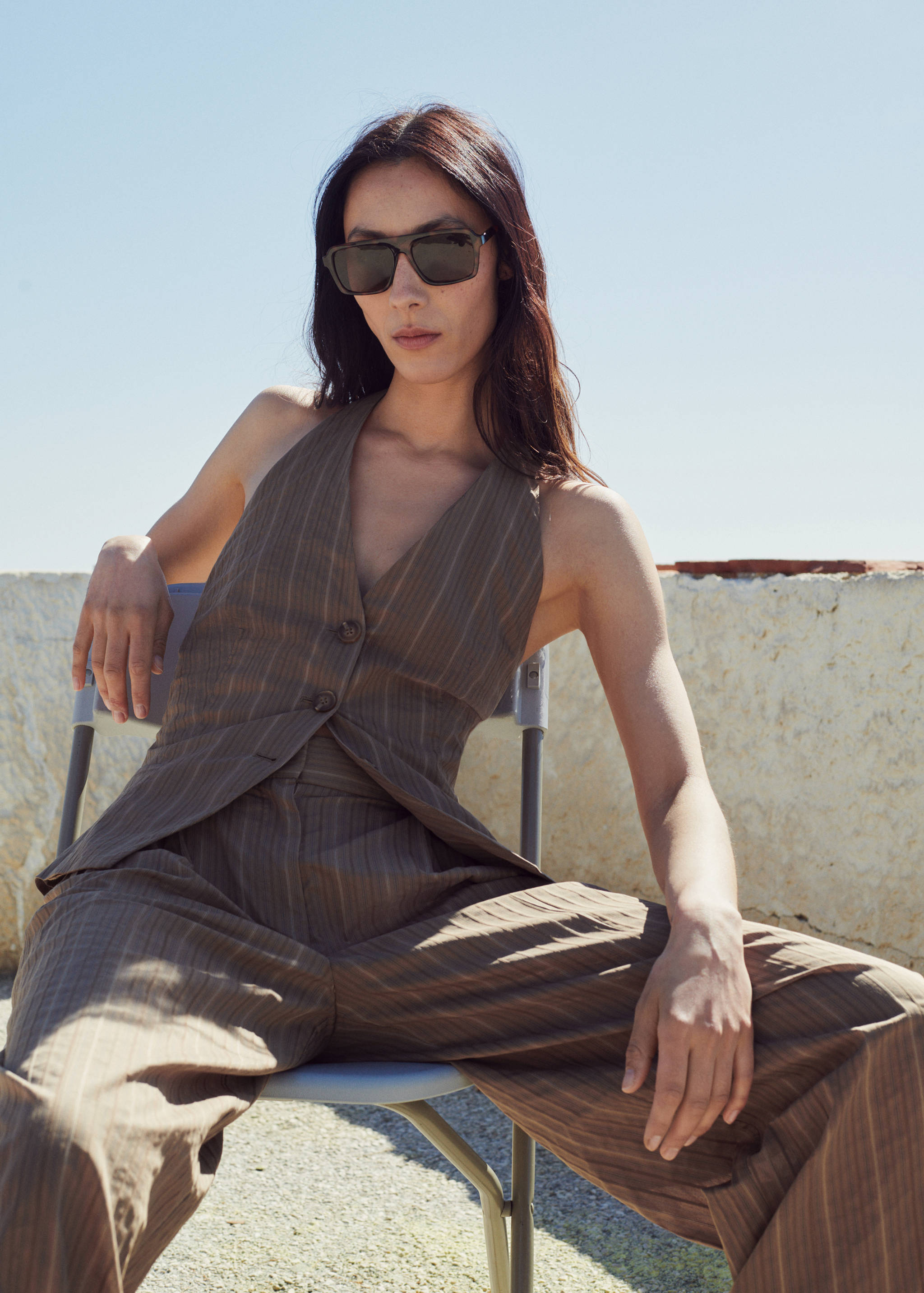 High-waist straight trousers - Details of the article 1