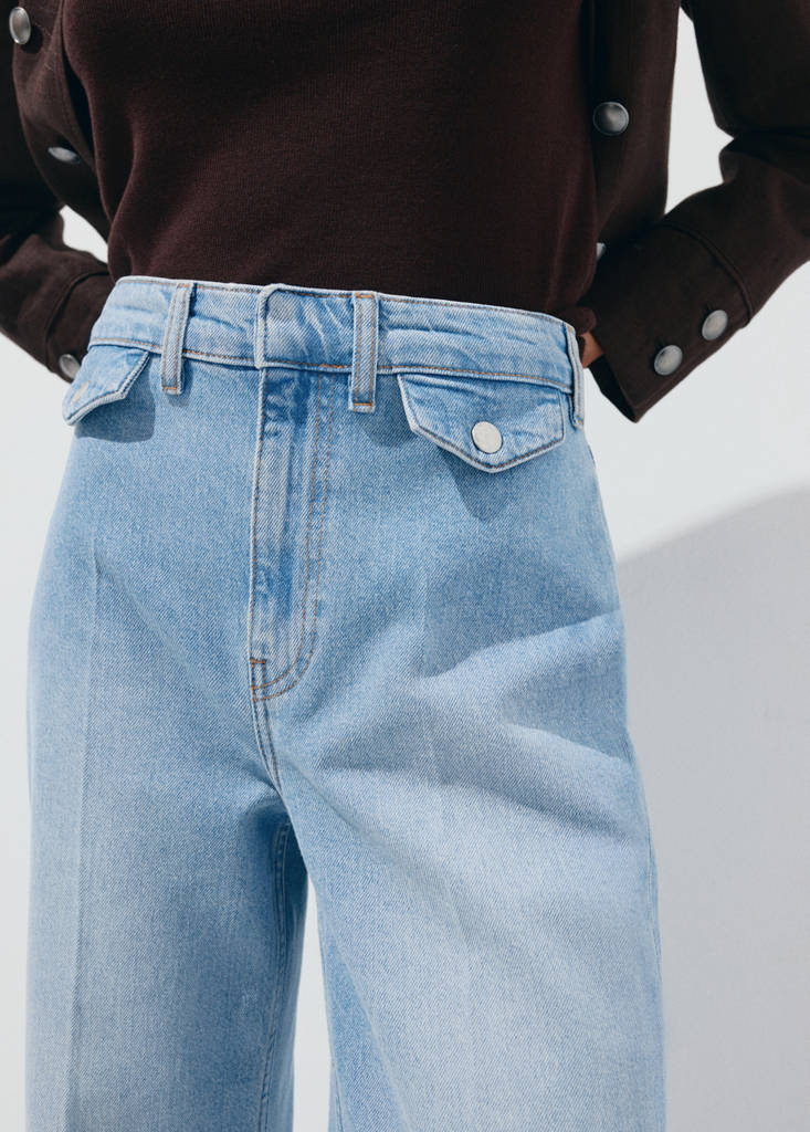 Wide leg mid-rise jeans with pockets — Medium Blue
