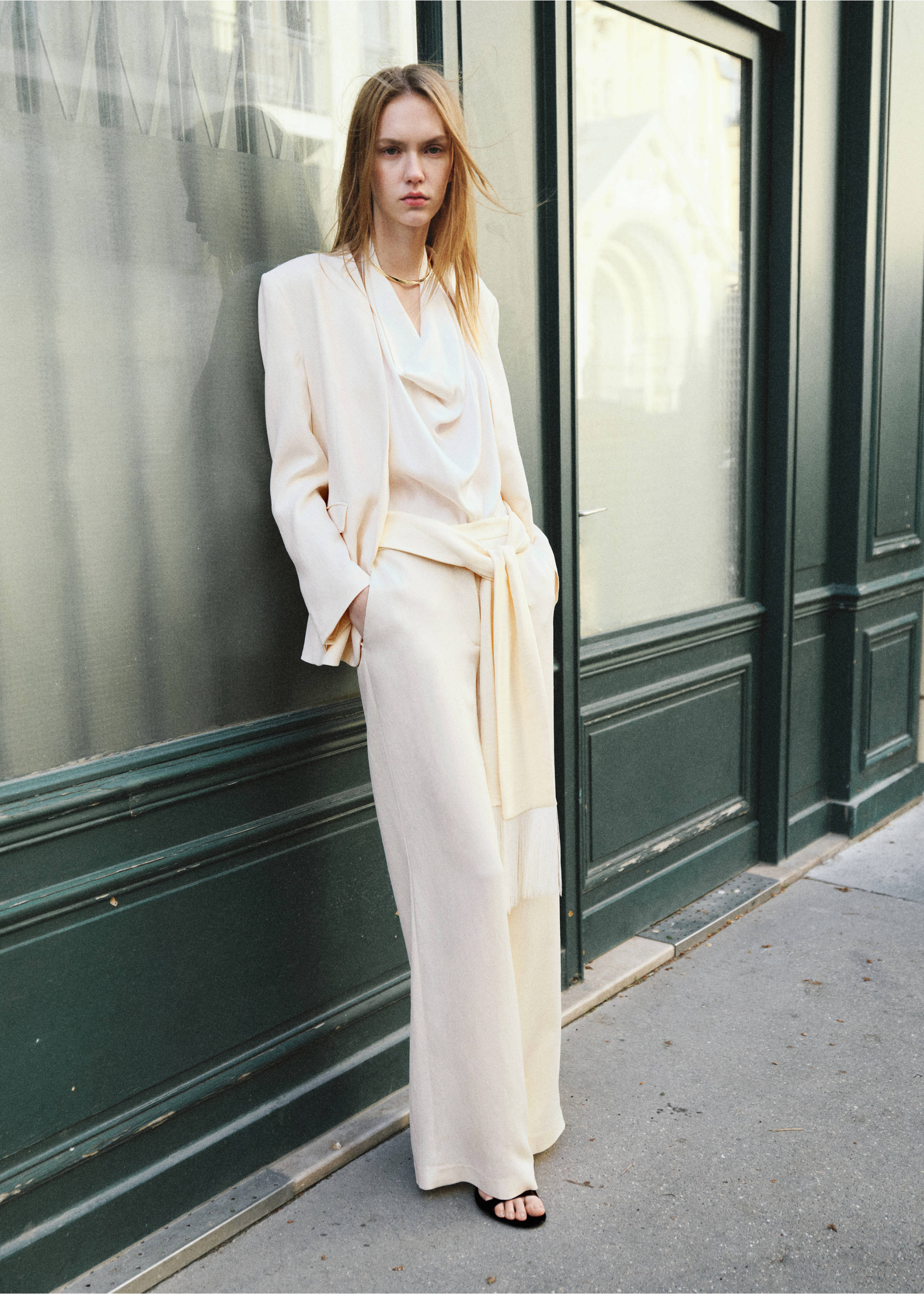 Belt straight-fit trousers - General plane, Ecru. Ref: 27017947-00.