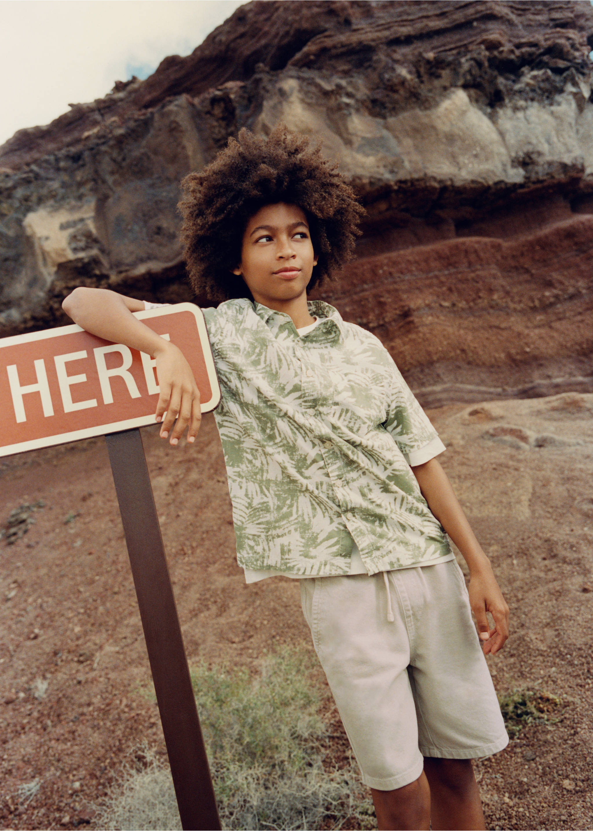 Bermuda droit coton - Détail de l'article 5, Sable. Ref: 27018266-00.