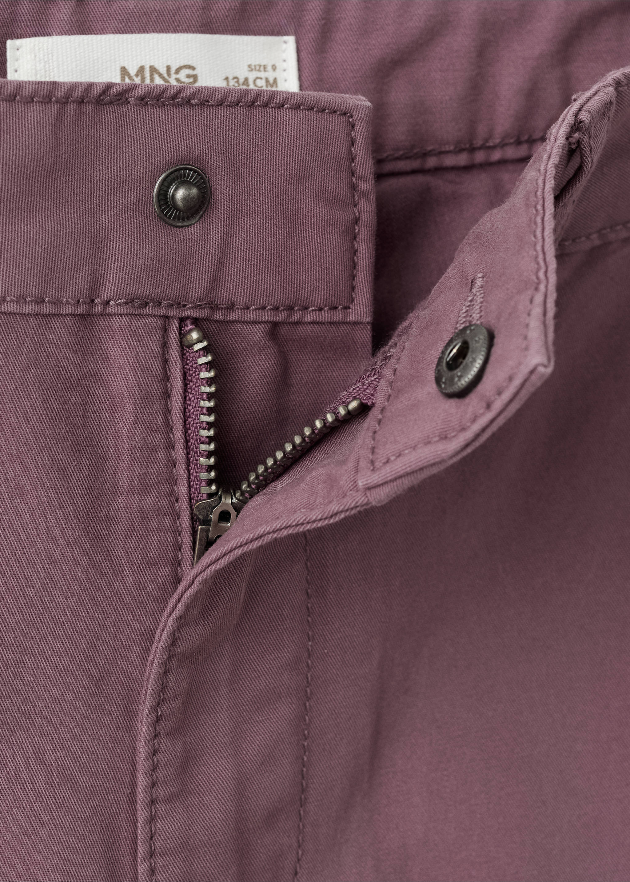 Cargo pockets Bermuda shorts - Details of the article 8, Purple. Ref: 27018269-00.