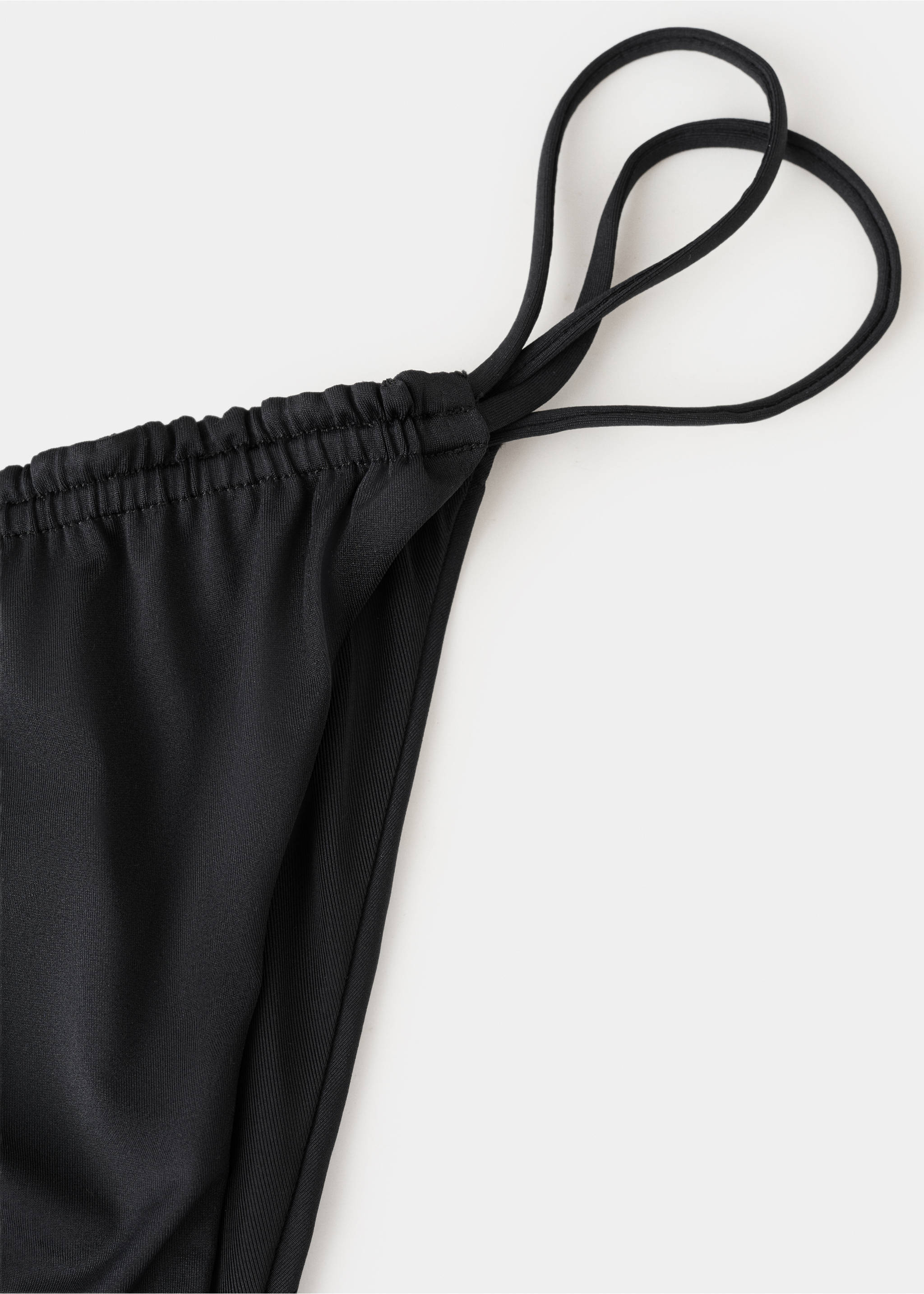 Cheeky double-strap bikini knicker - Details of the article 8, Black. Ref: 27018659-00.