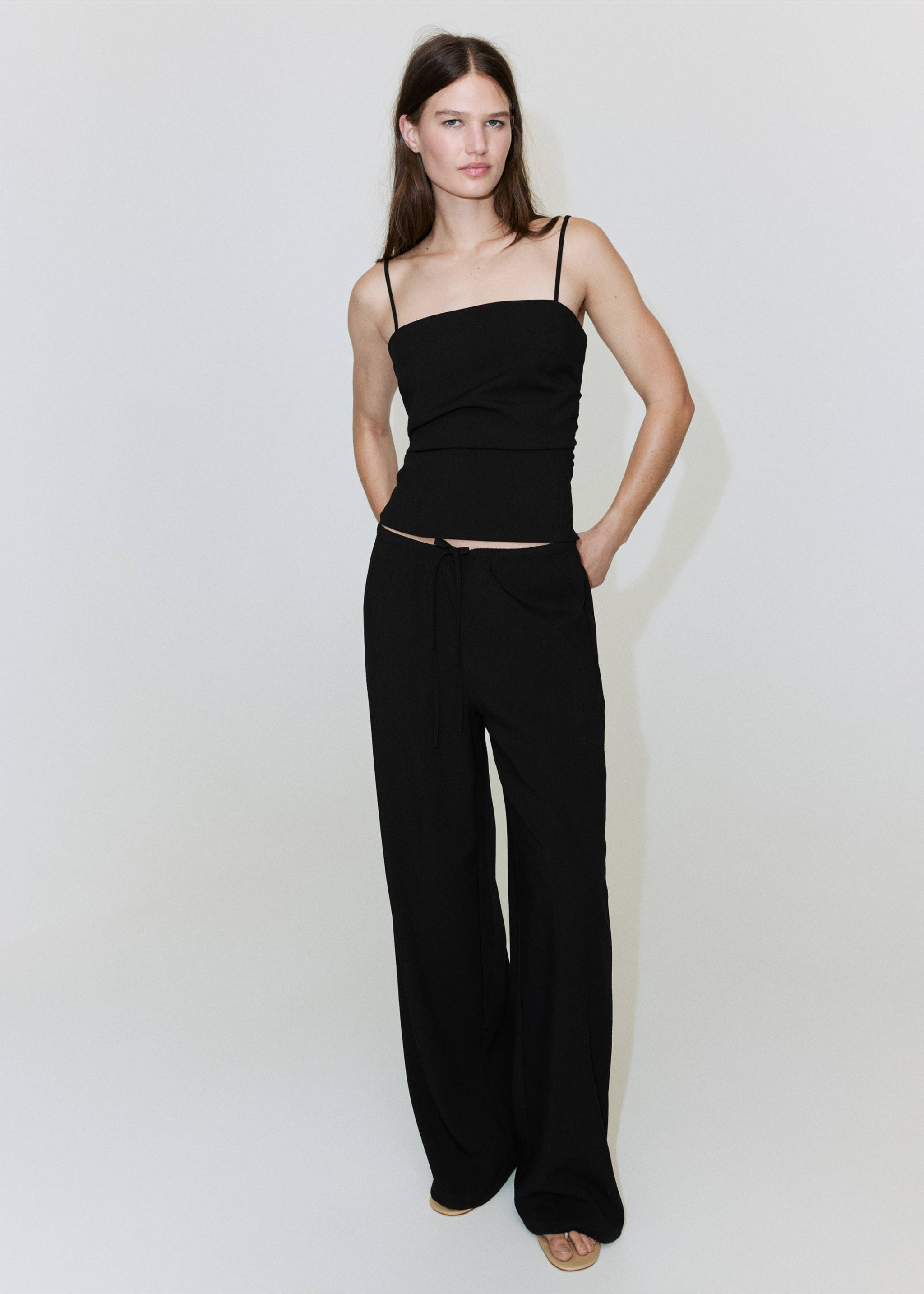 Square-neck strappy top - General plane, Black. Ref: 27019059-01.