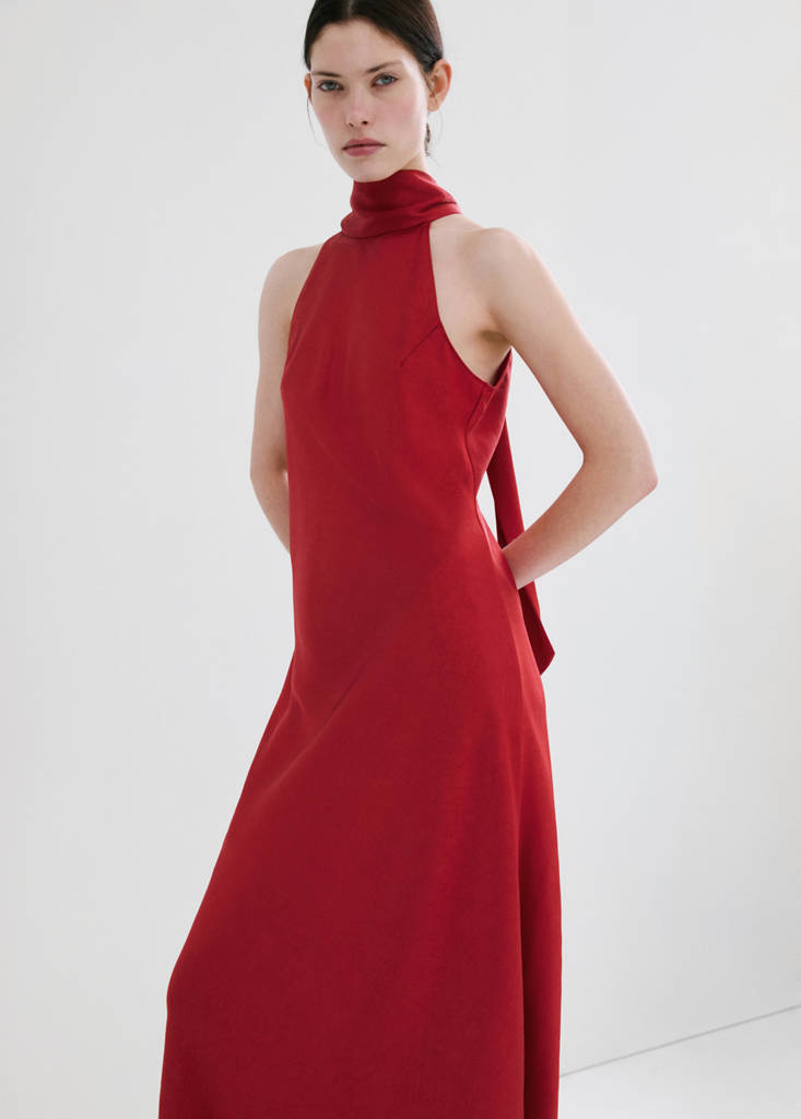 Wrinkled effect halter dress — Red