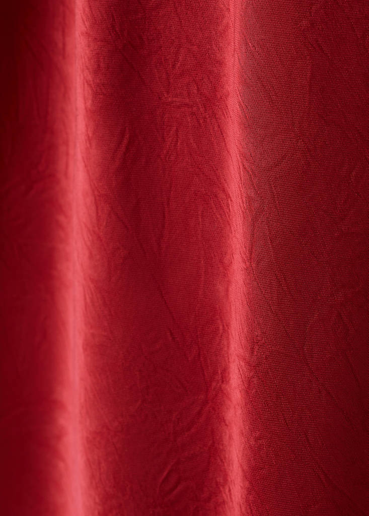 Wrinkled effect halter dress — Red