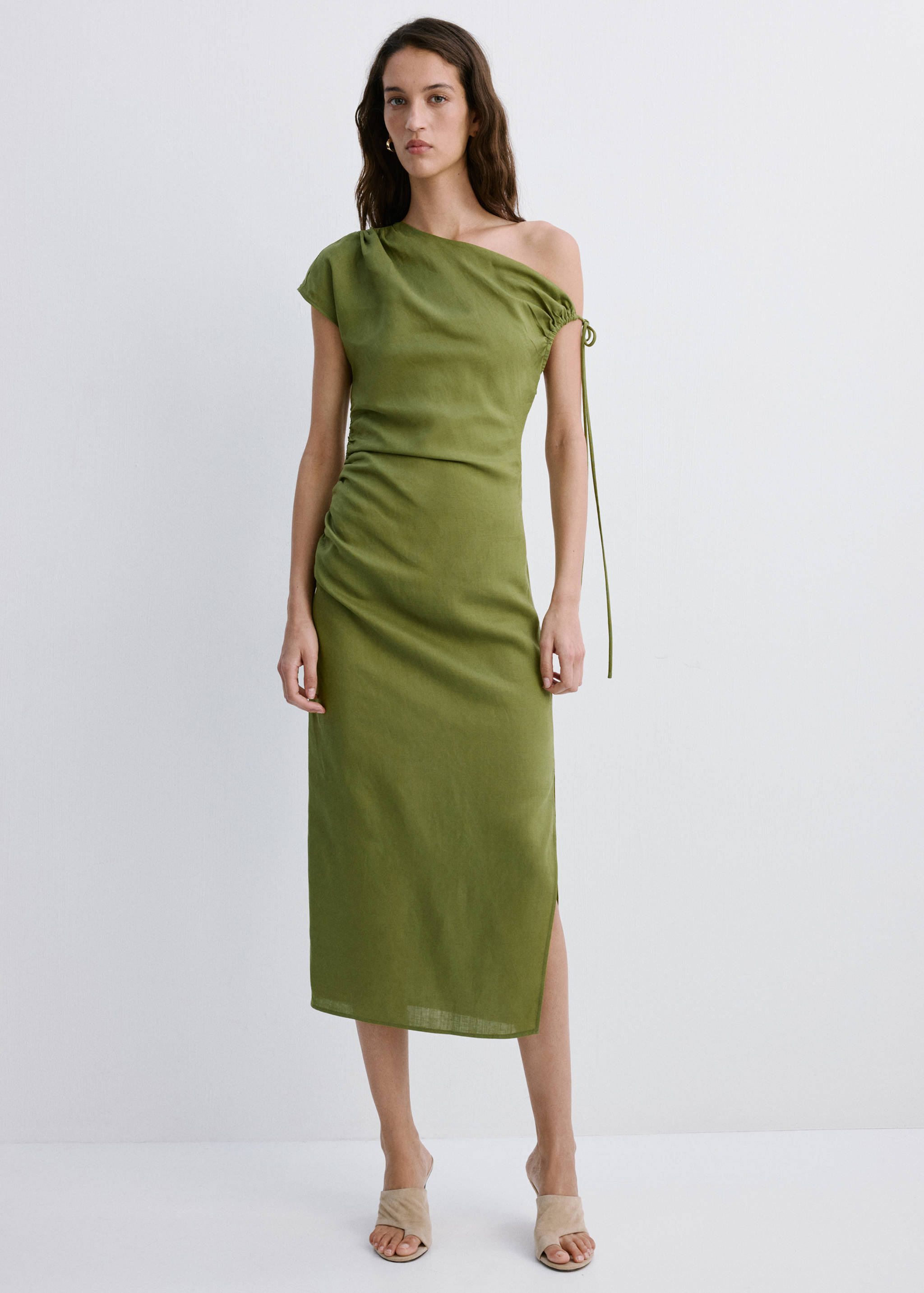 Asymmetric side ruched dress - General plane